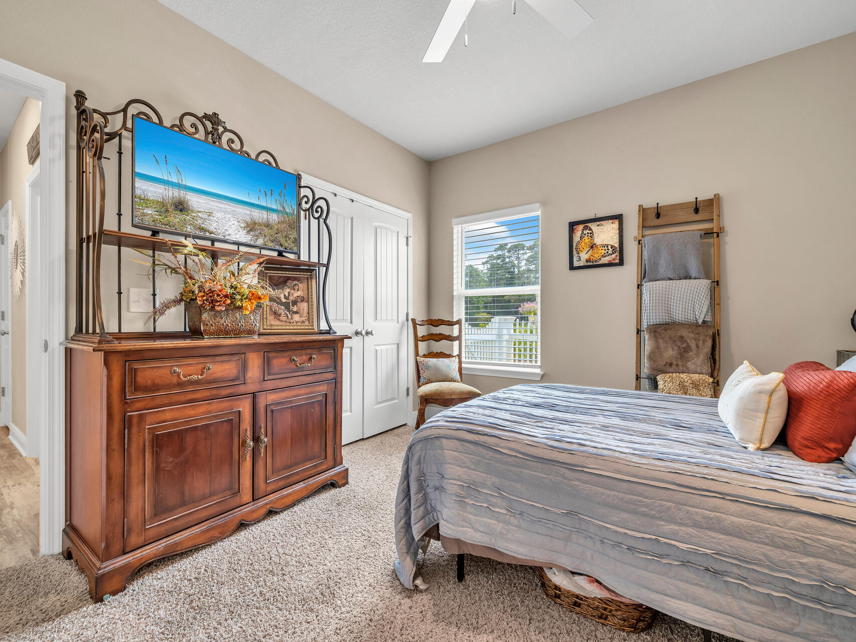 STONEGATE - Residential