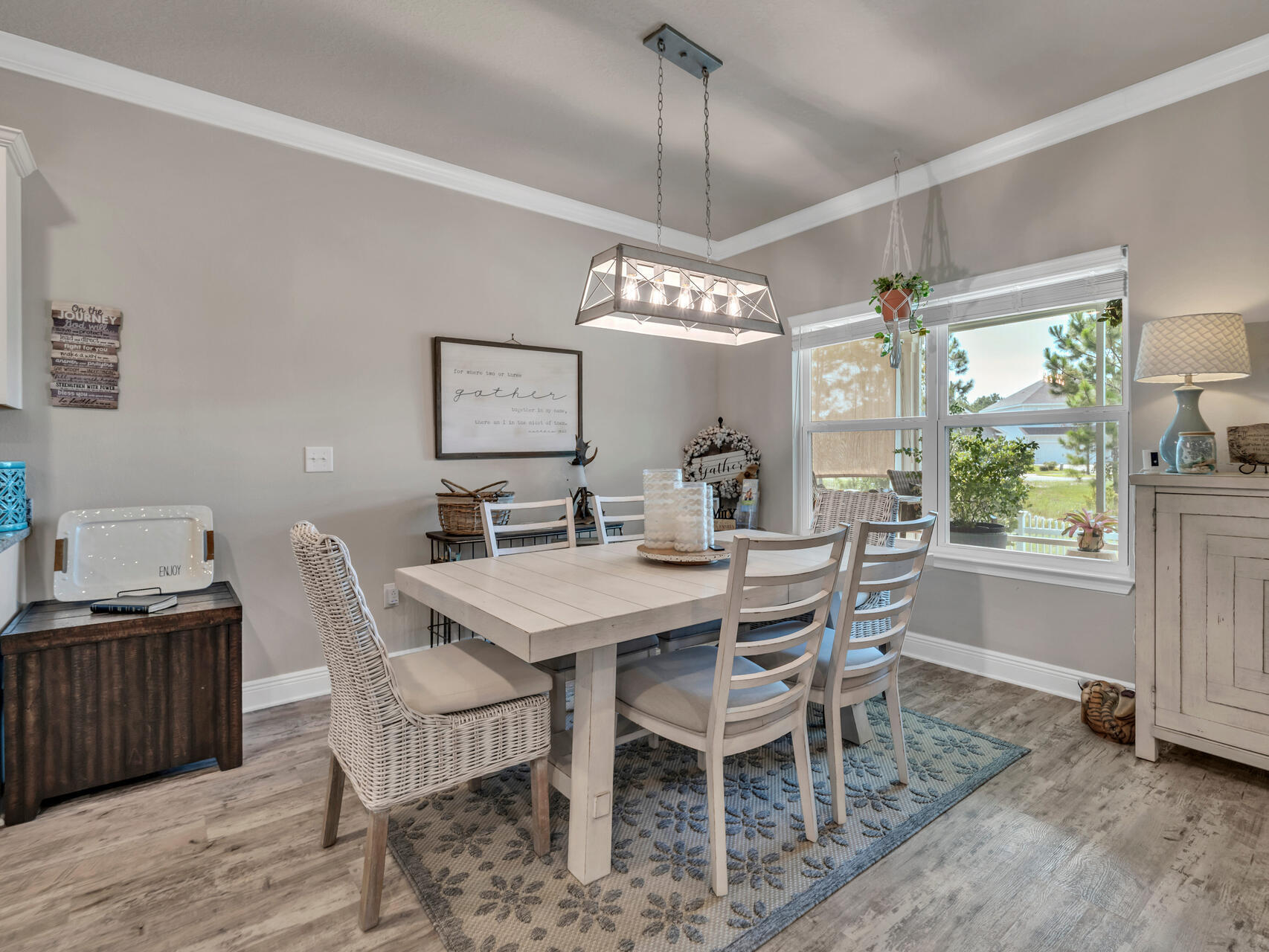 STONEGATE - Residential