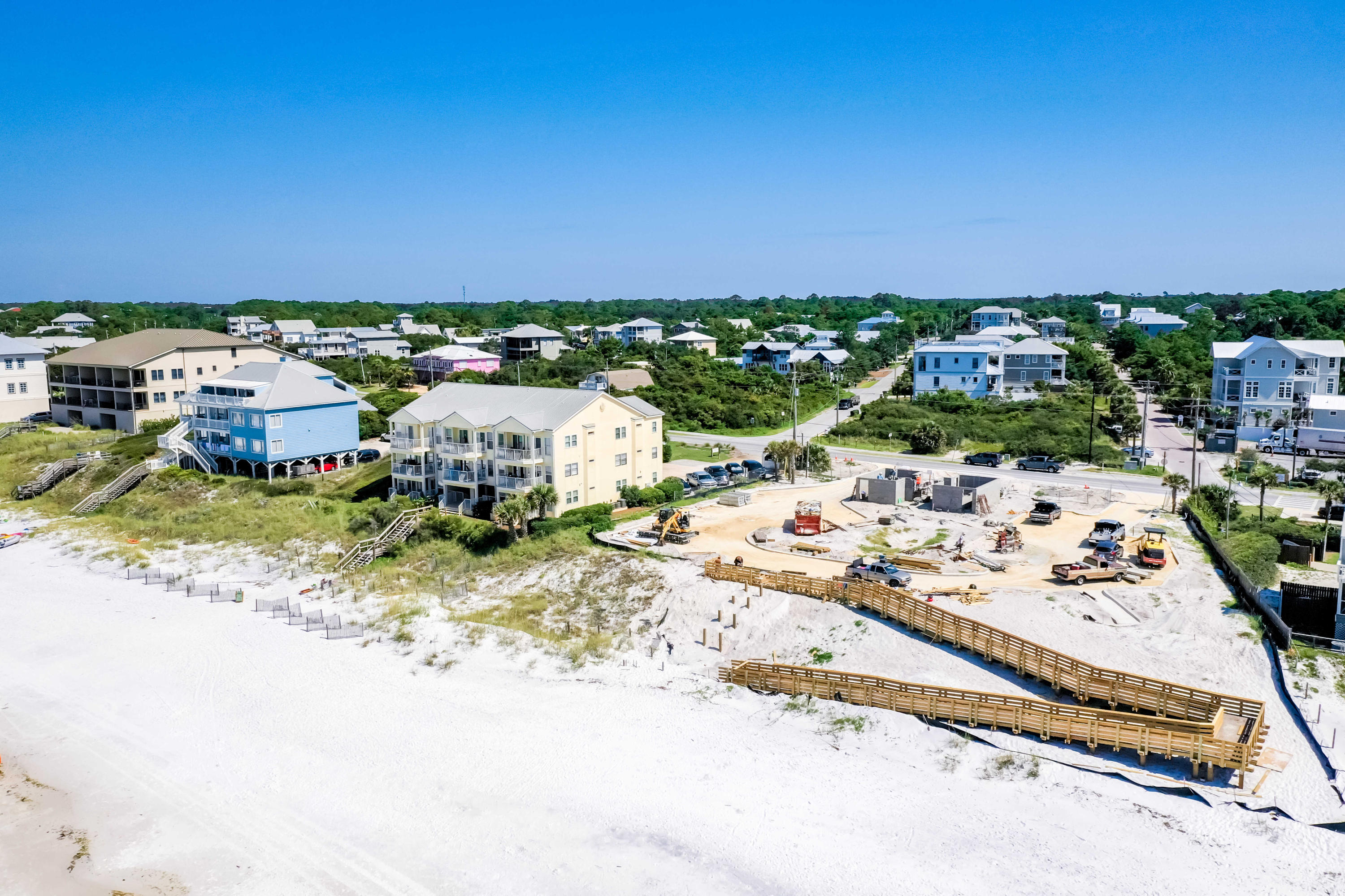 BEACH HIGHLAND - Residential