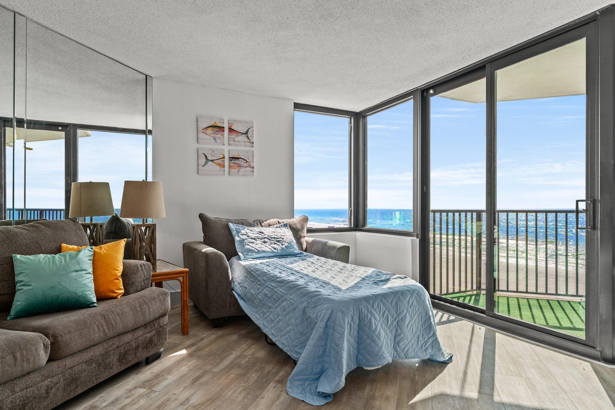 SUNBIRD CONDO - Residential