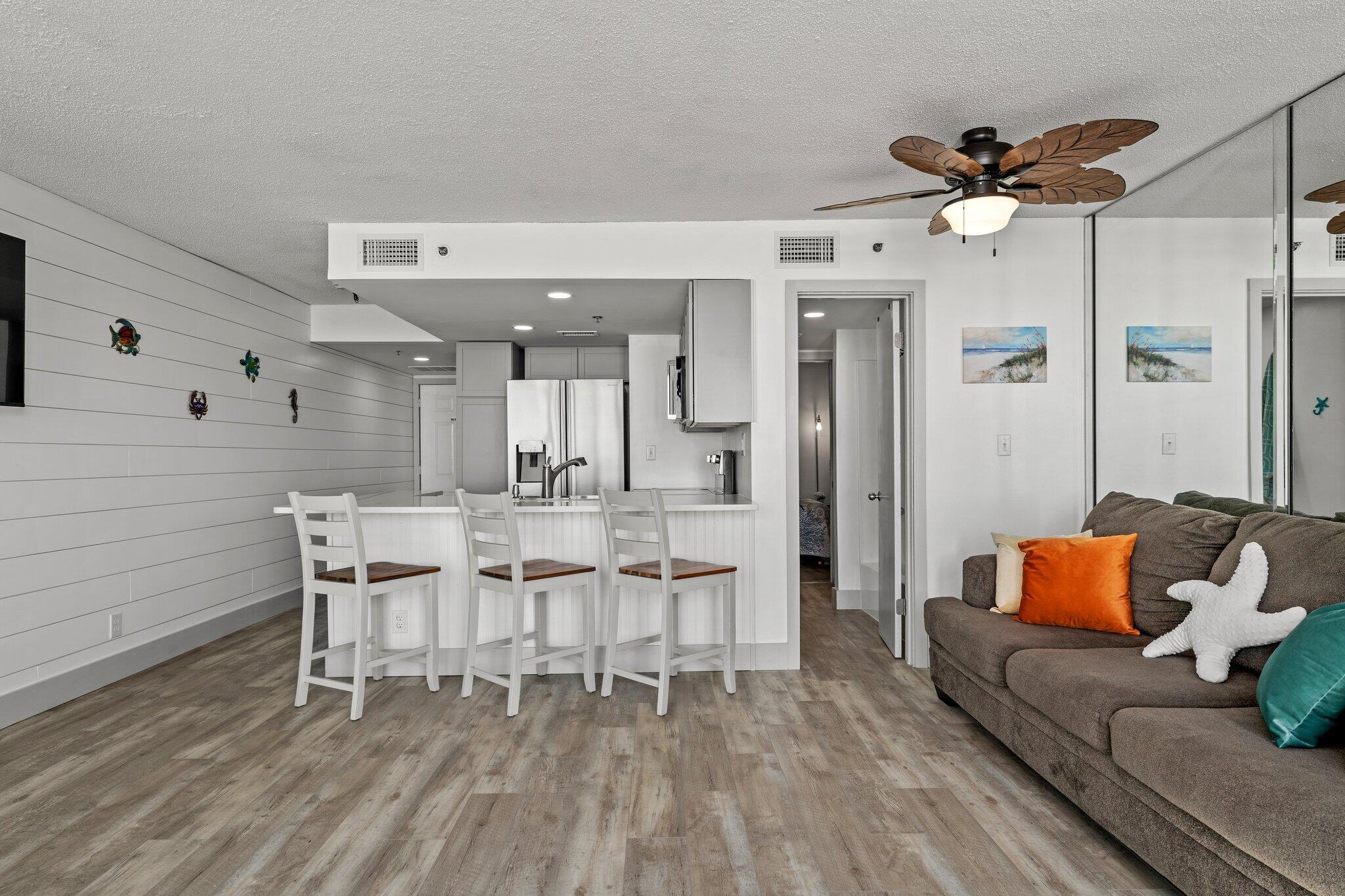 SUNBIRD CONDO - Residential