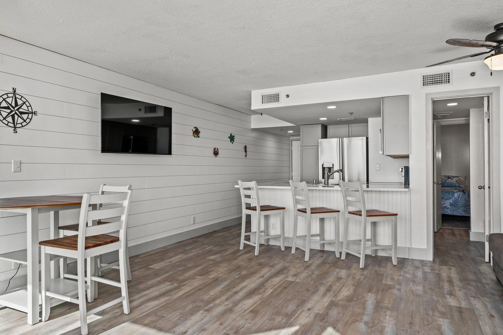 SUNBIRD CONDO - Residential