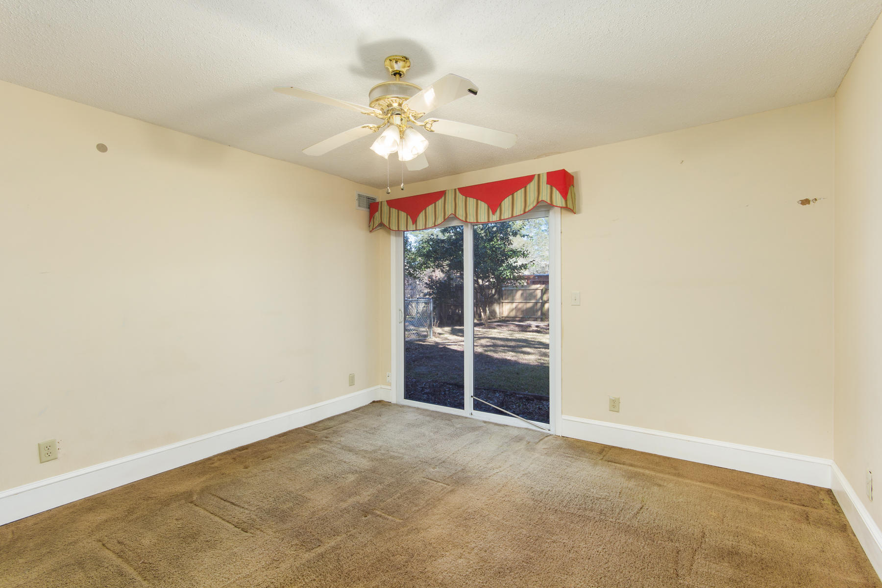 CLOVERDALE S/D - Residential