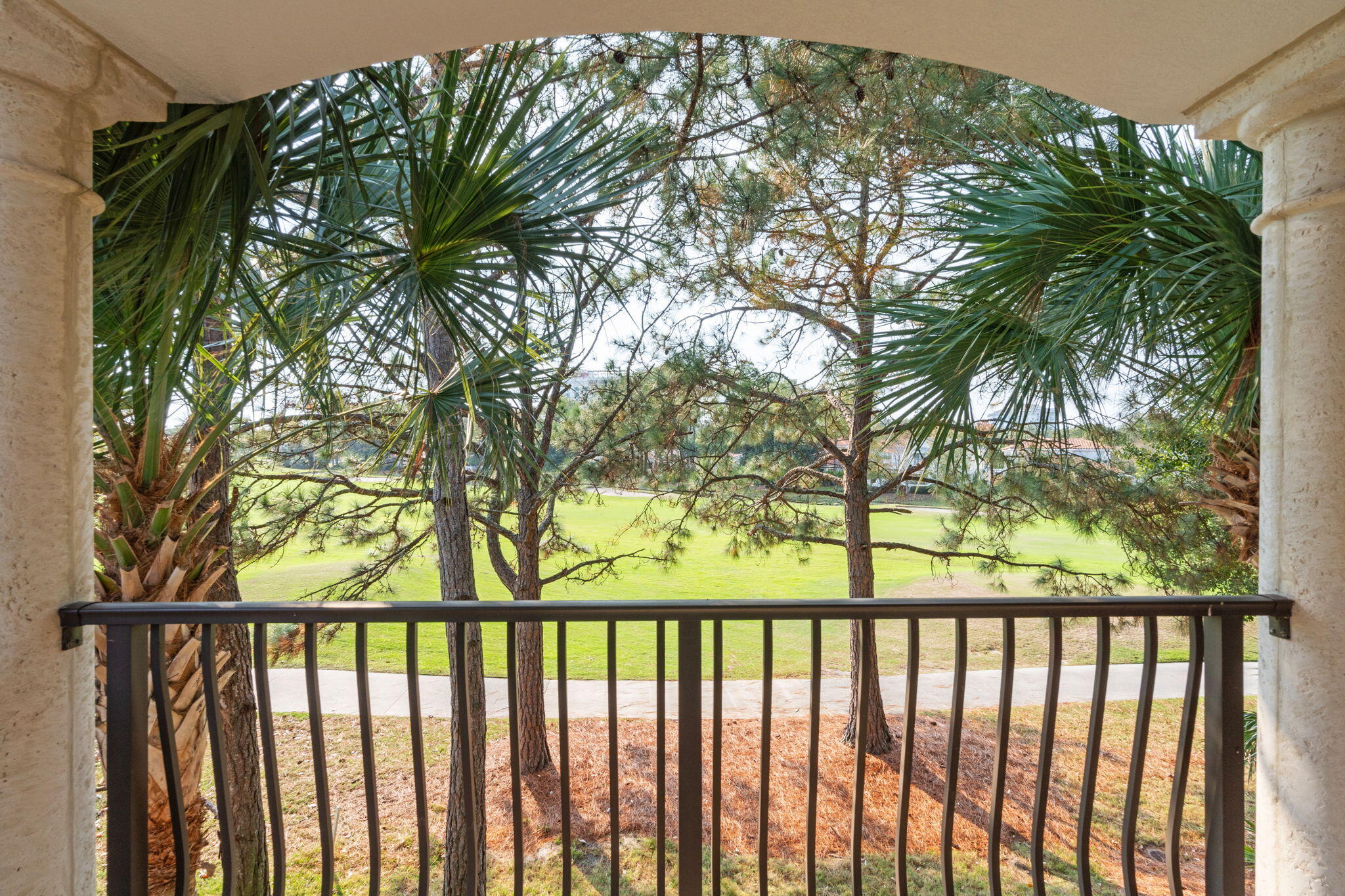 VILLA LAGO - Residential