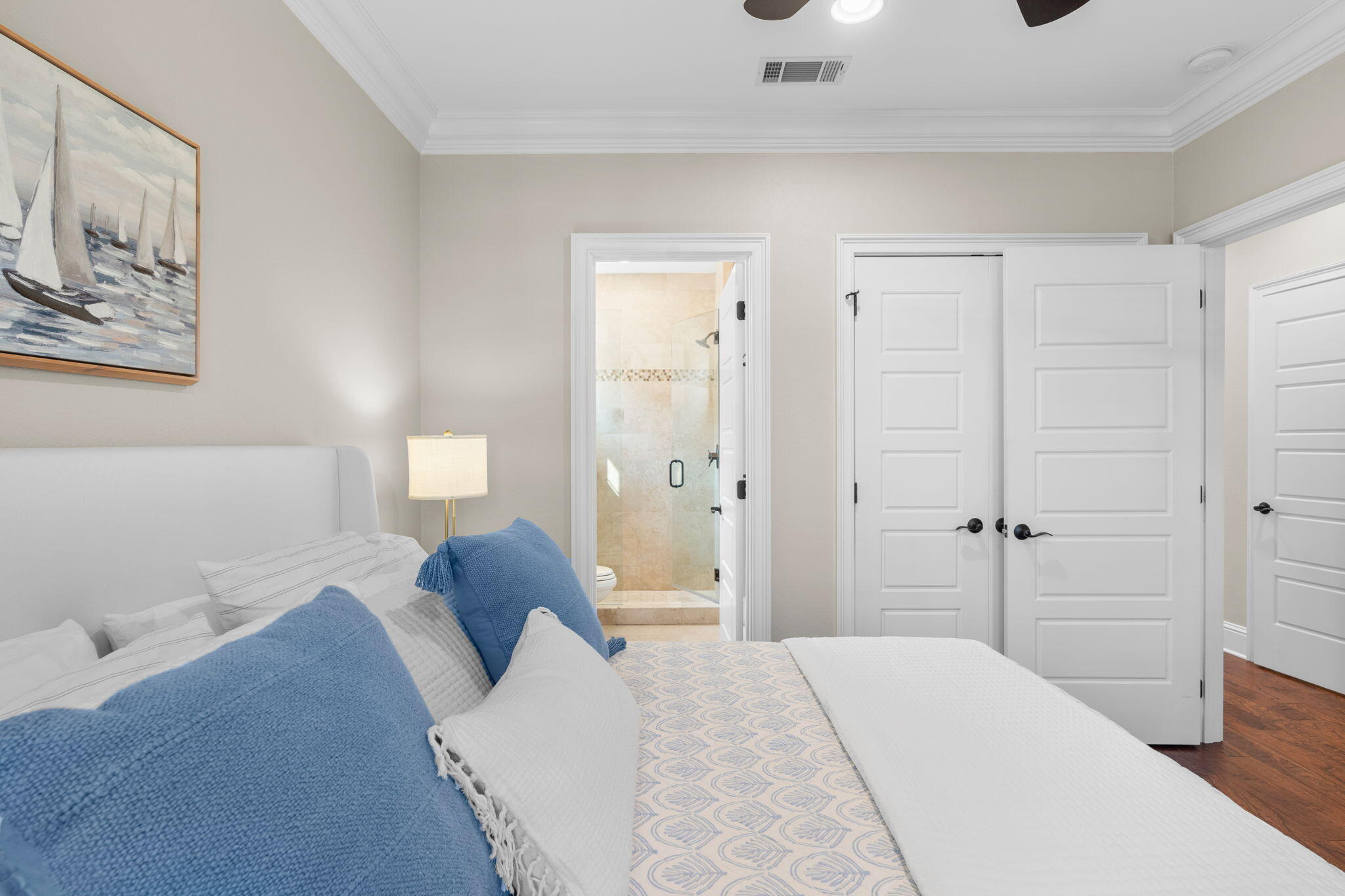 VILLA LAGO - Residential