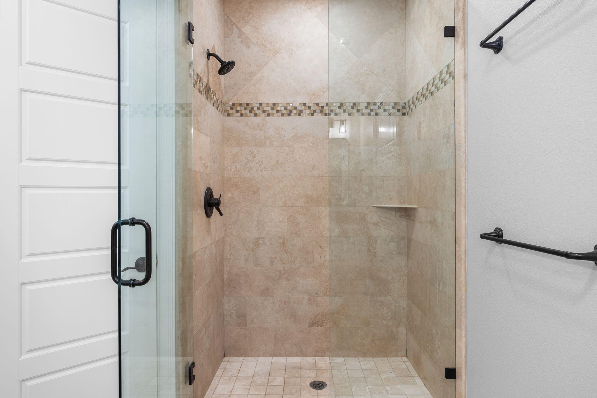 VILLA LAGO - Residential