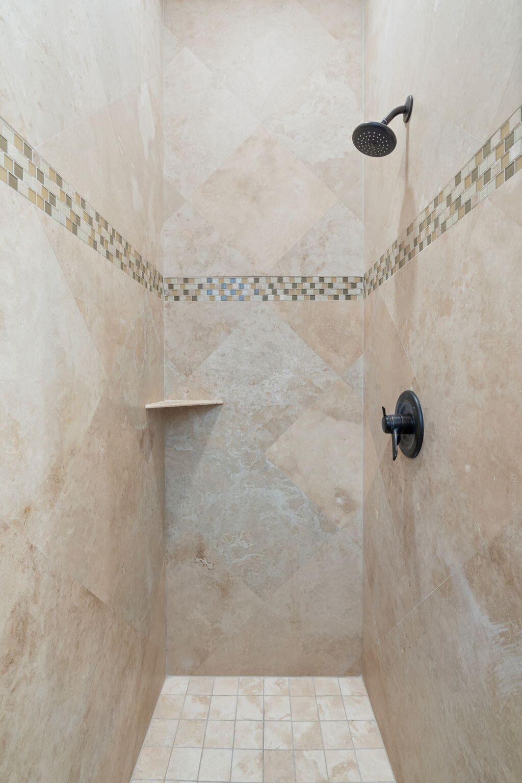 VILLA LAGO - Residential