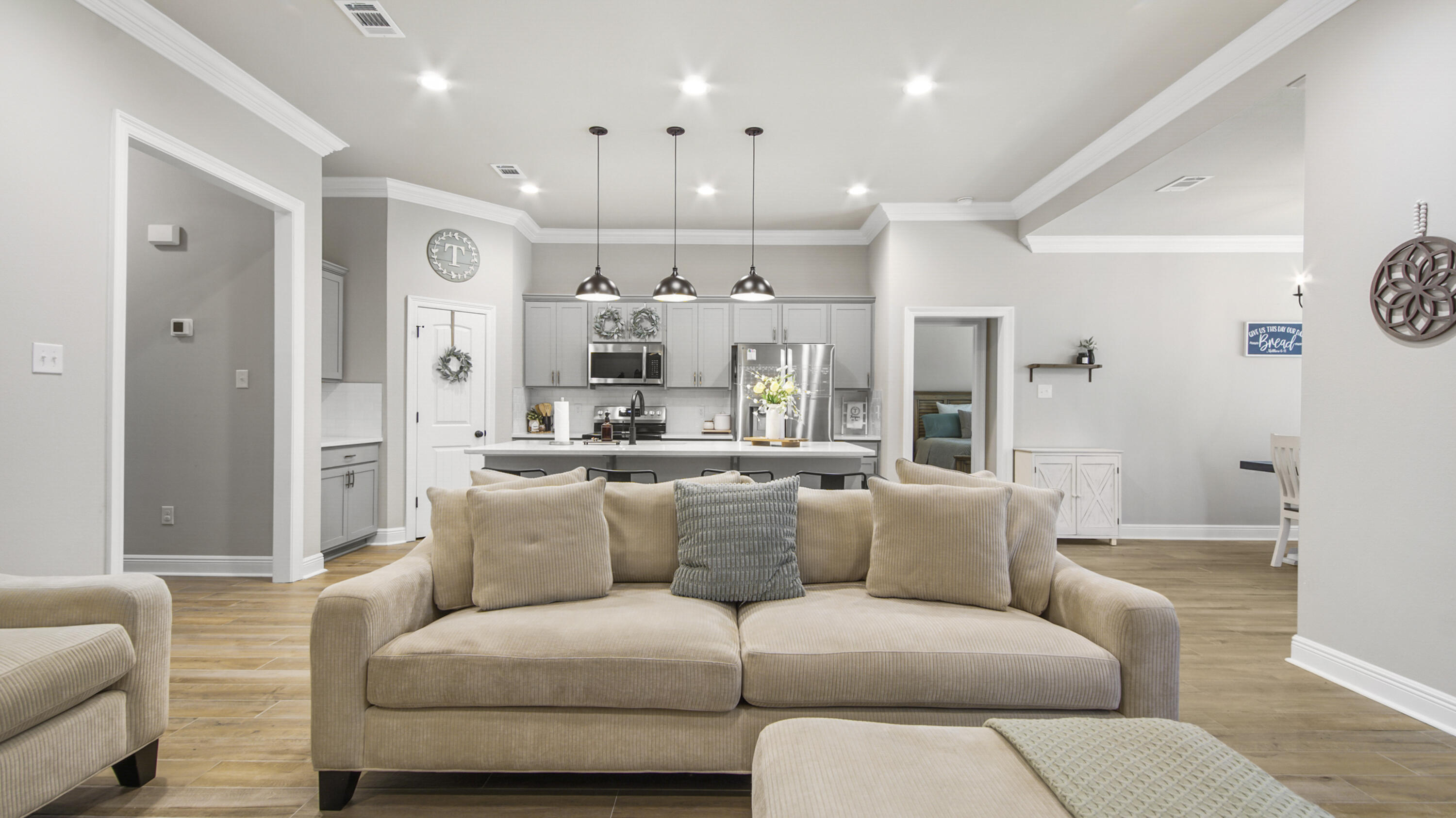 HAMMOCK BAY - Residential