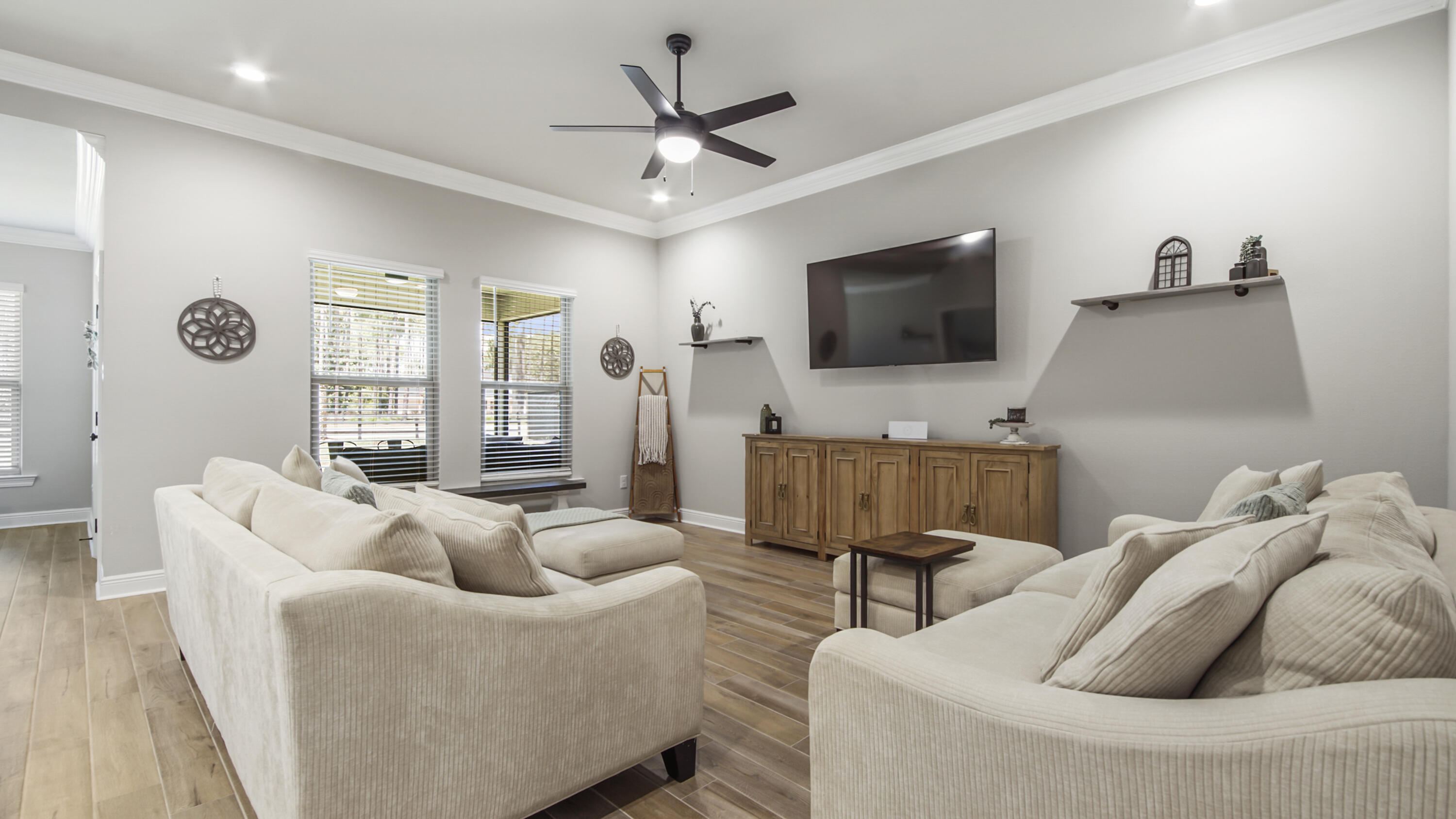 HAMMOCK BAY - Residential