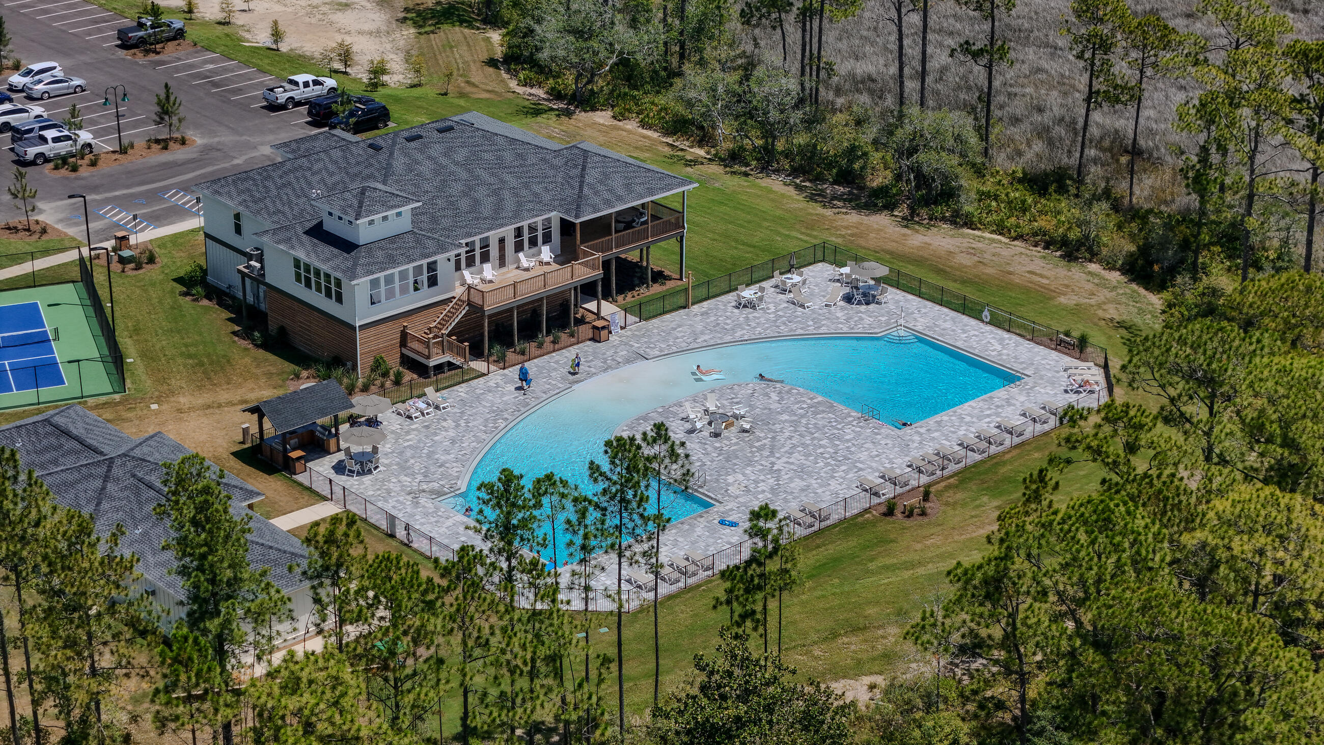 HAMMOCK BAY - Residential