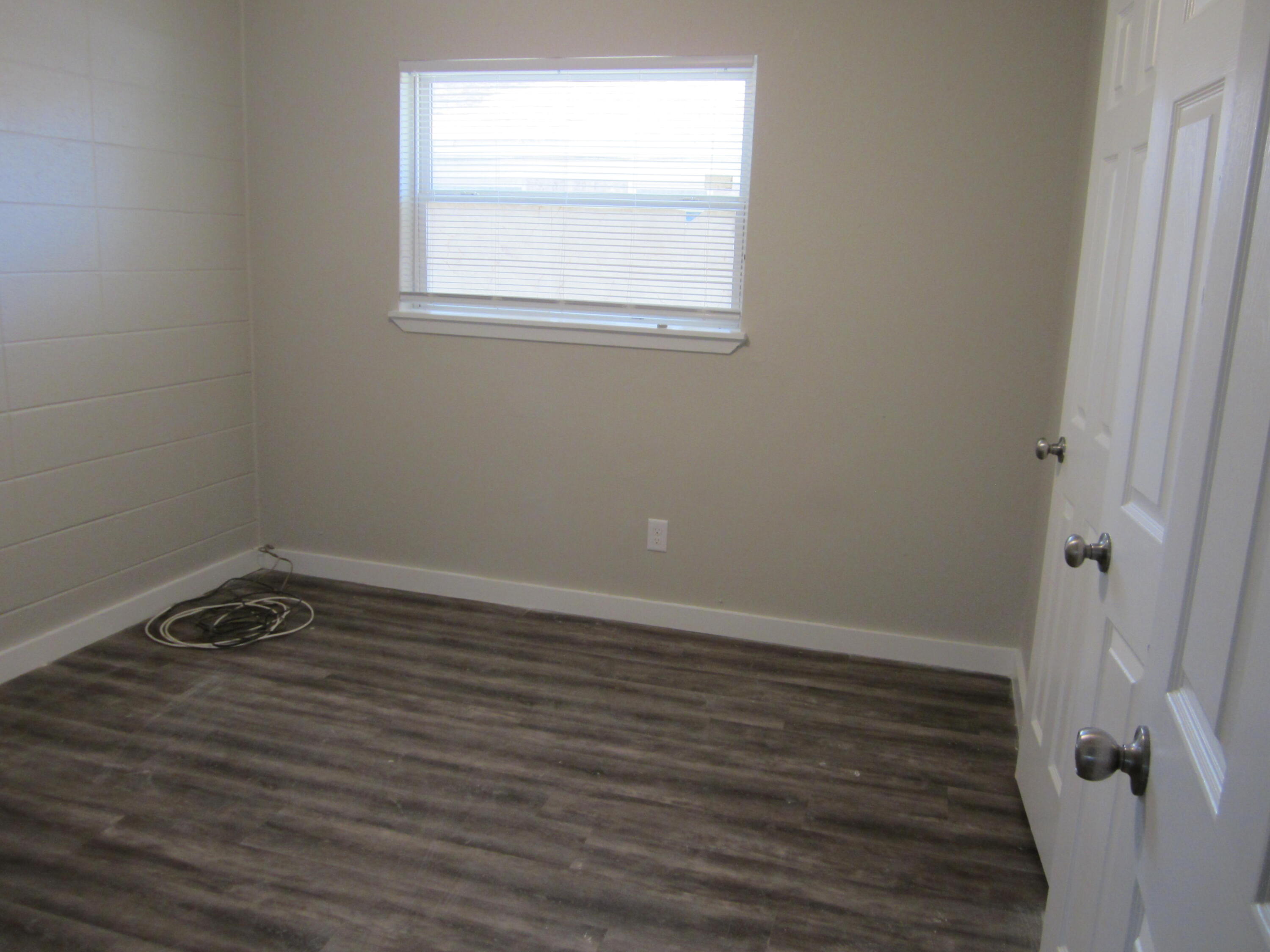 FW SE,EXCL EGLIN PWY (100330.02) - Residential Lease