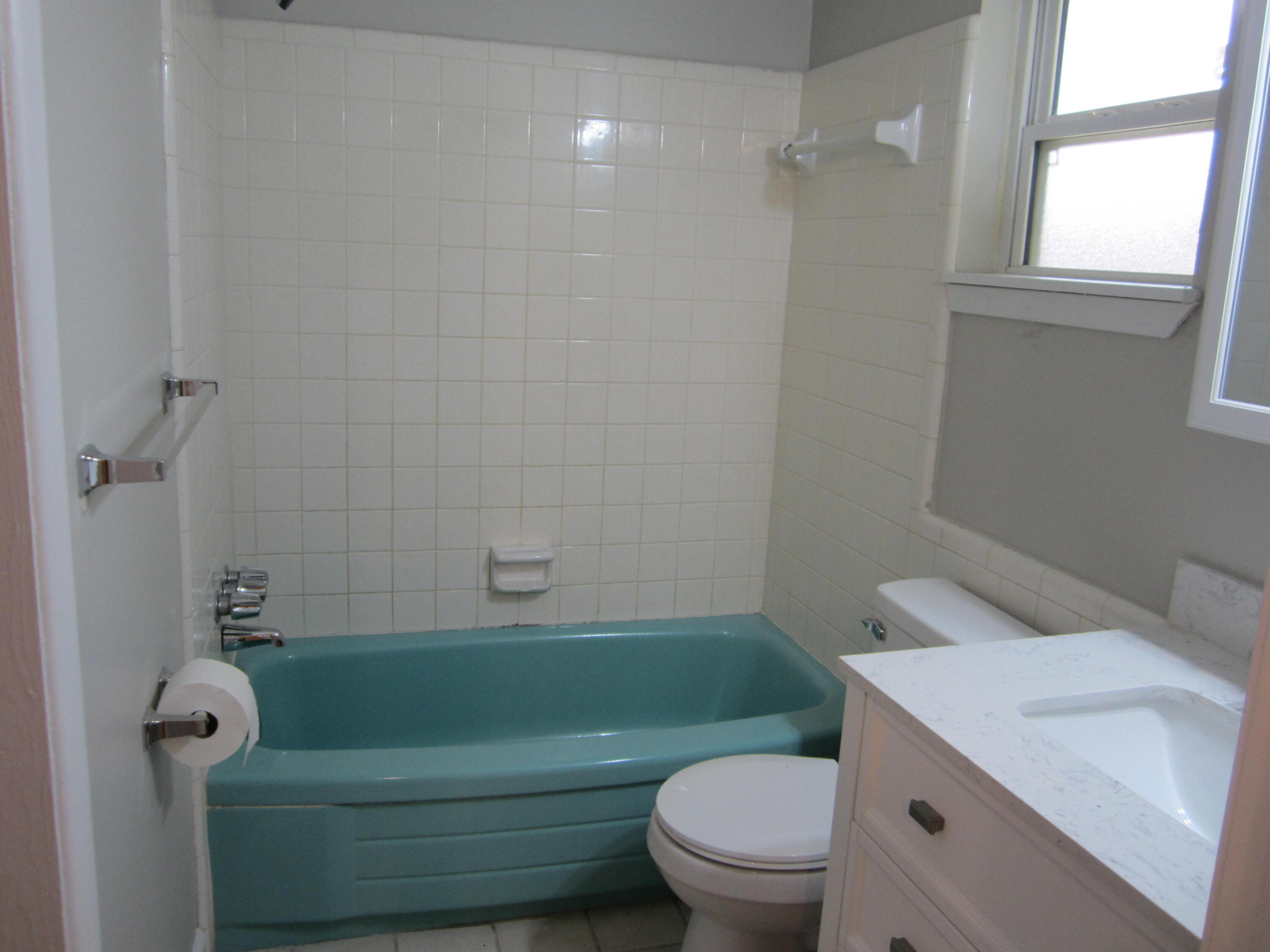 FW SE,EXCL EGLIN PWY (100330.02) - Residential Lease