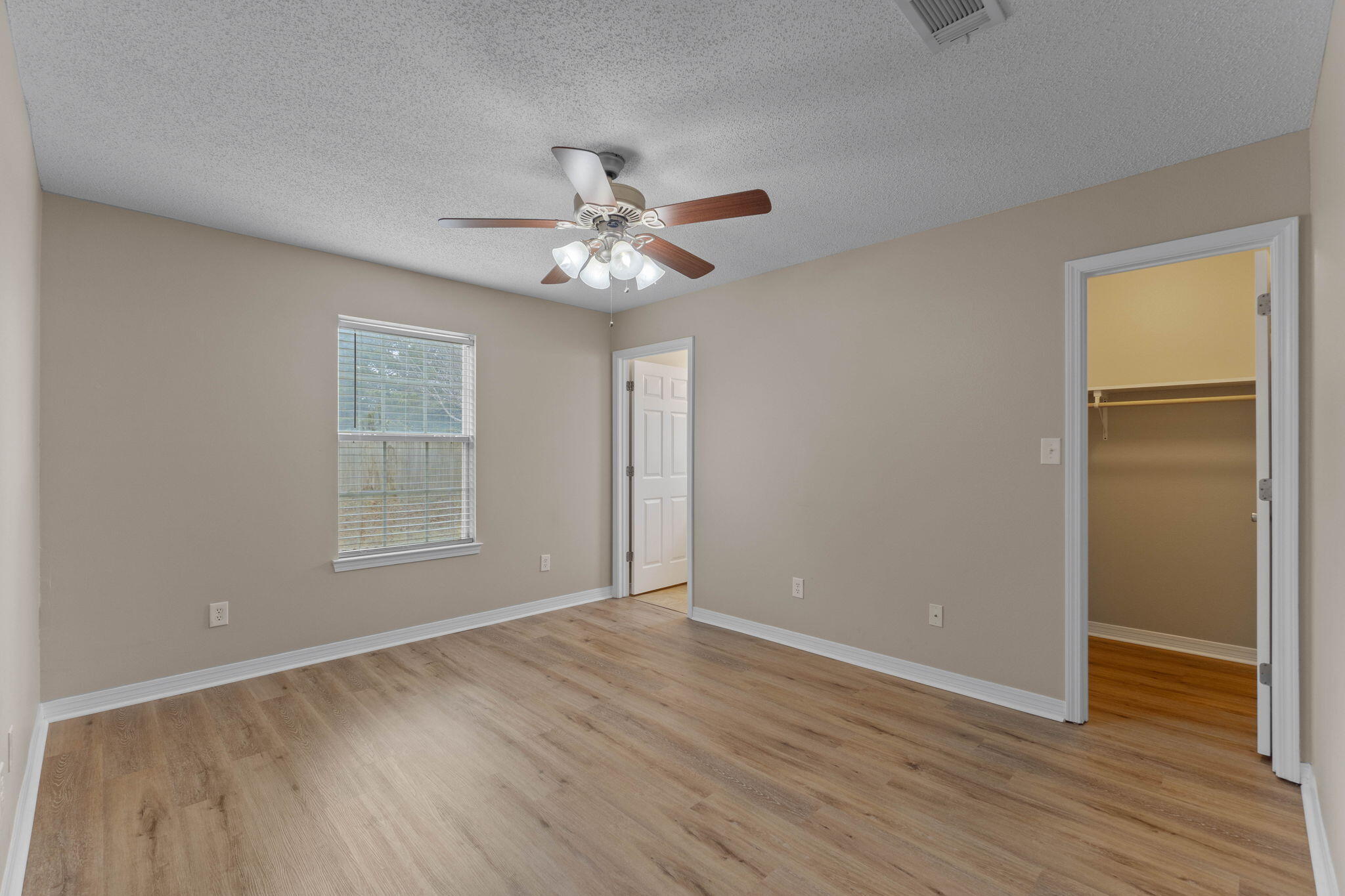 NAVARRE FIRST ADD - Residential