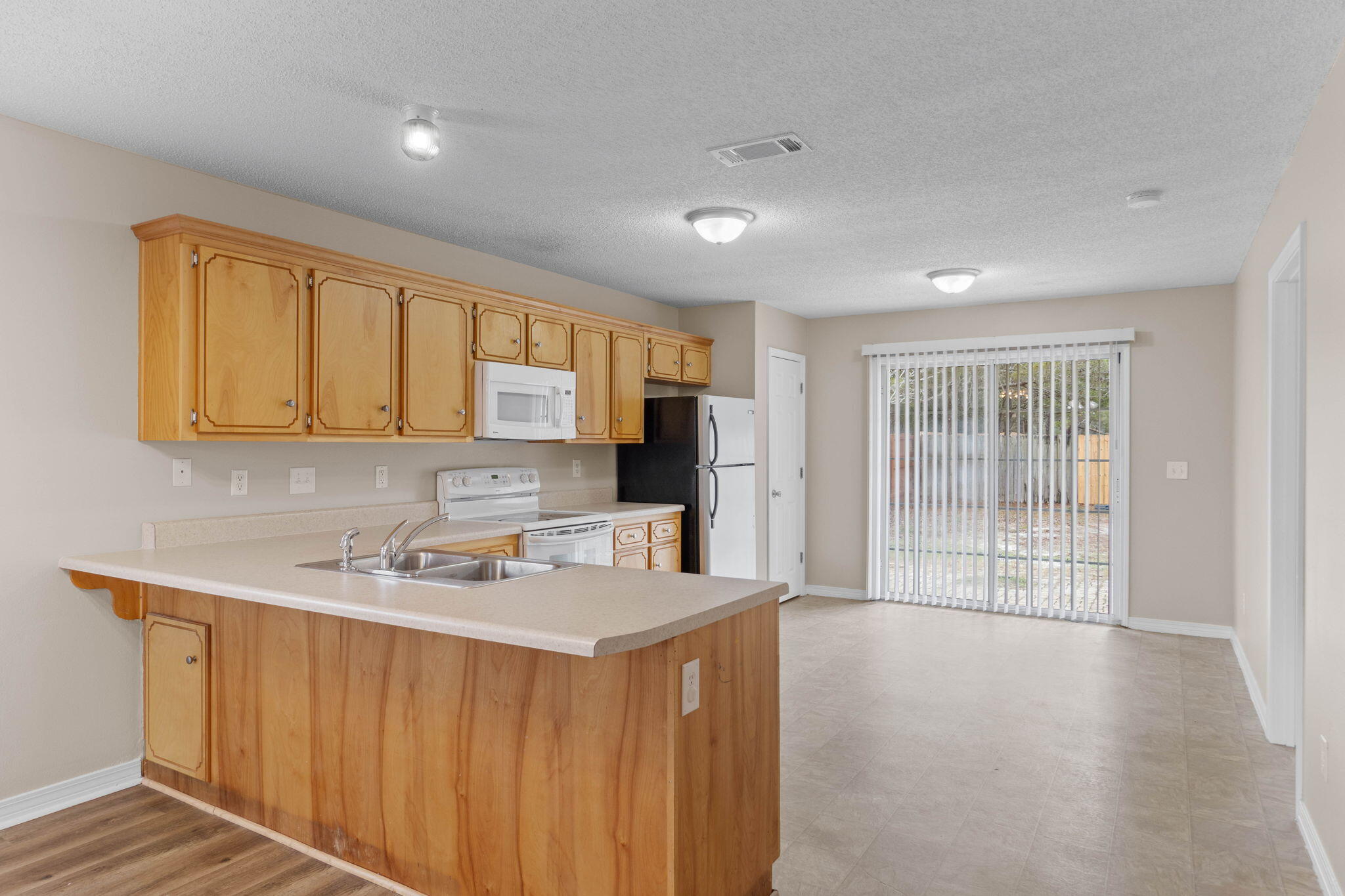 NAVARRE FIRST ADD - Residential