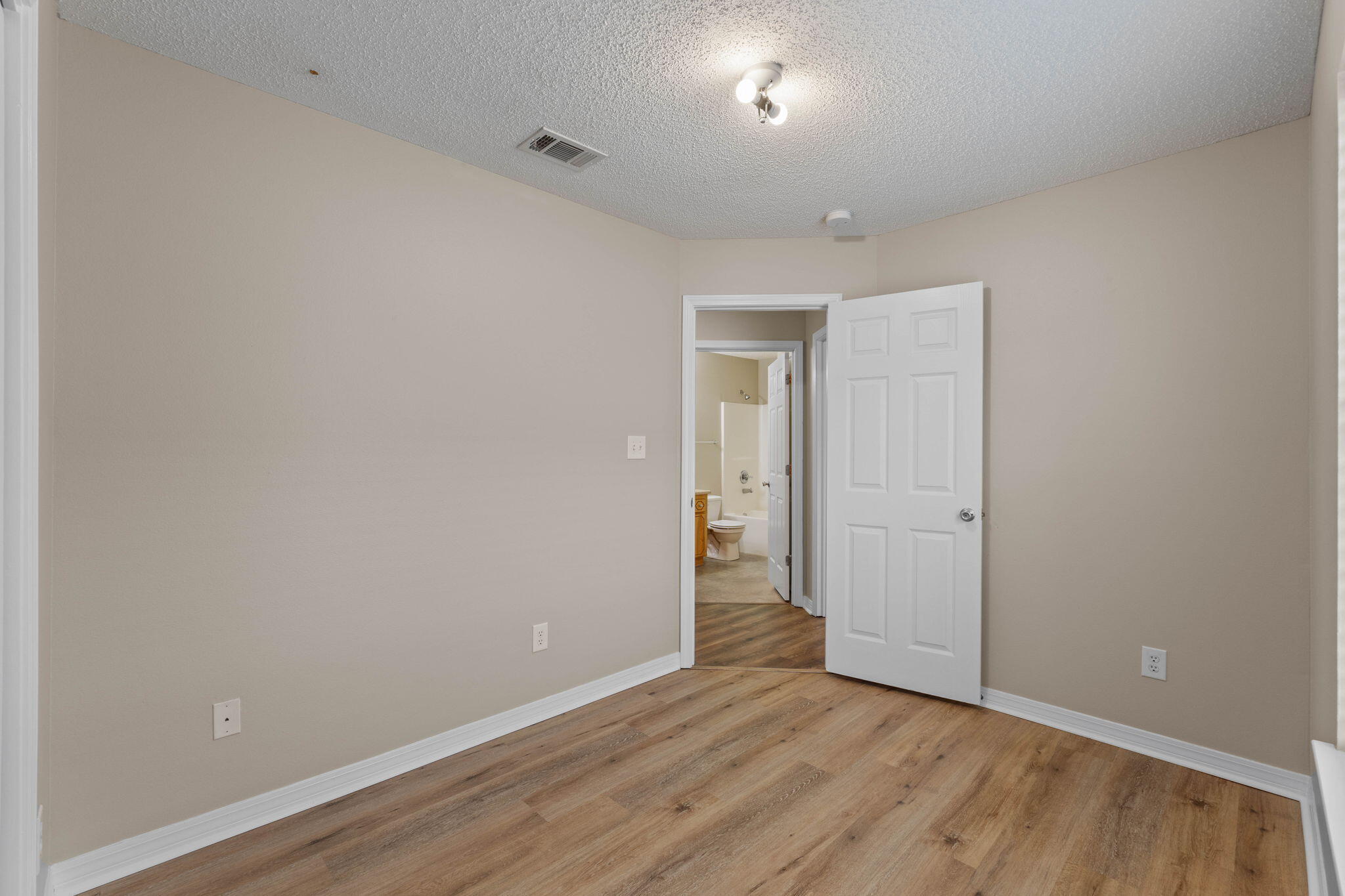 NAVARRE FIRST ADD - Residential