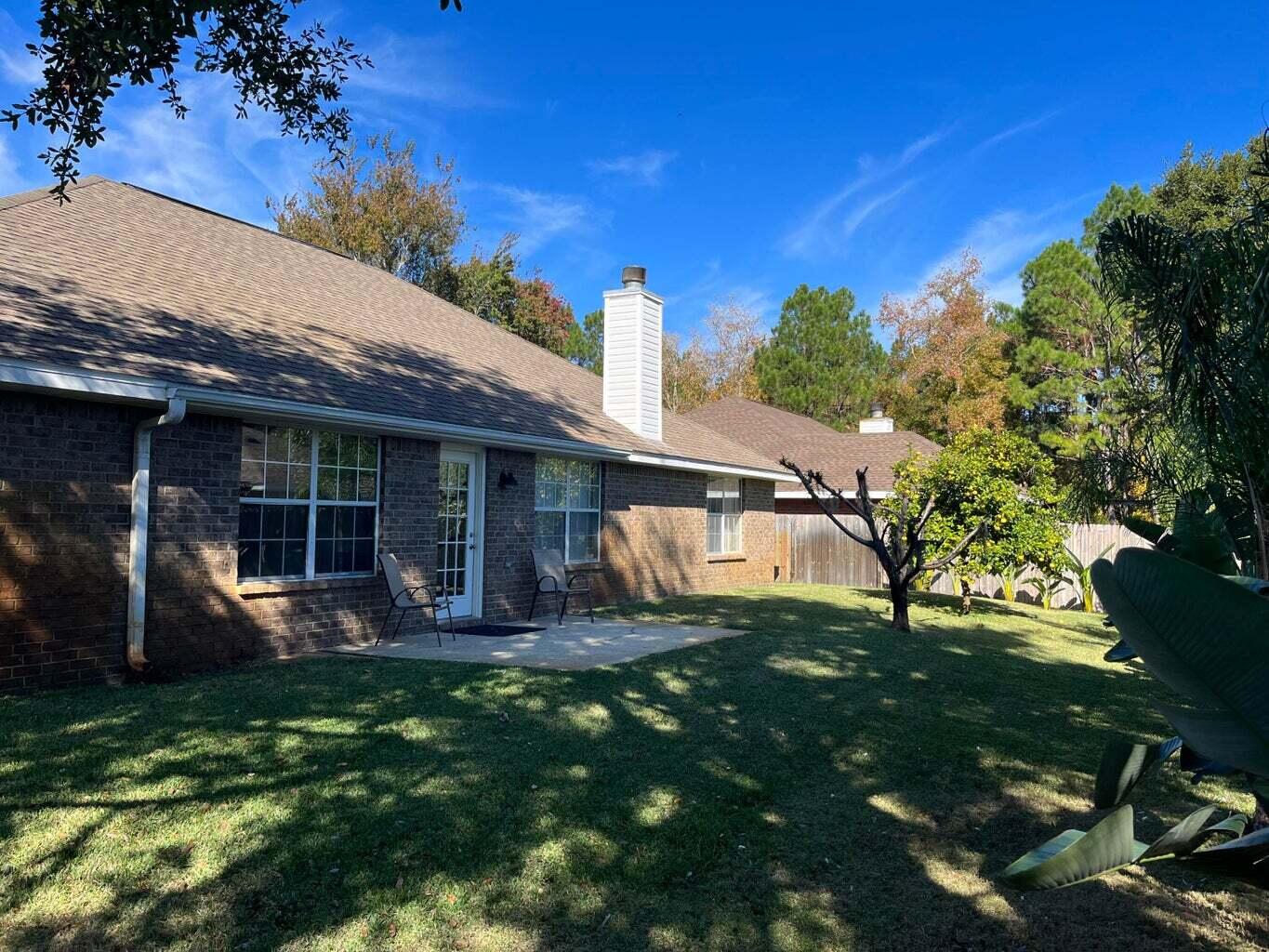 HIDDEN PINES S/D - Residential Lease