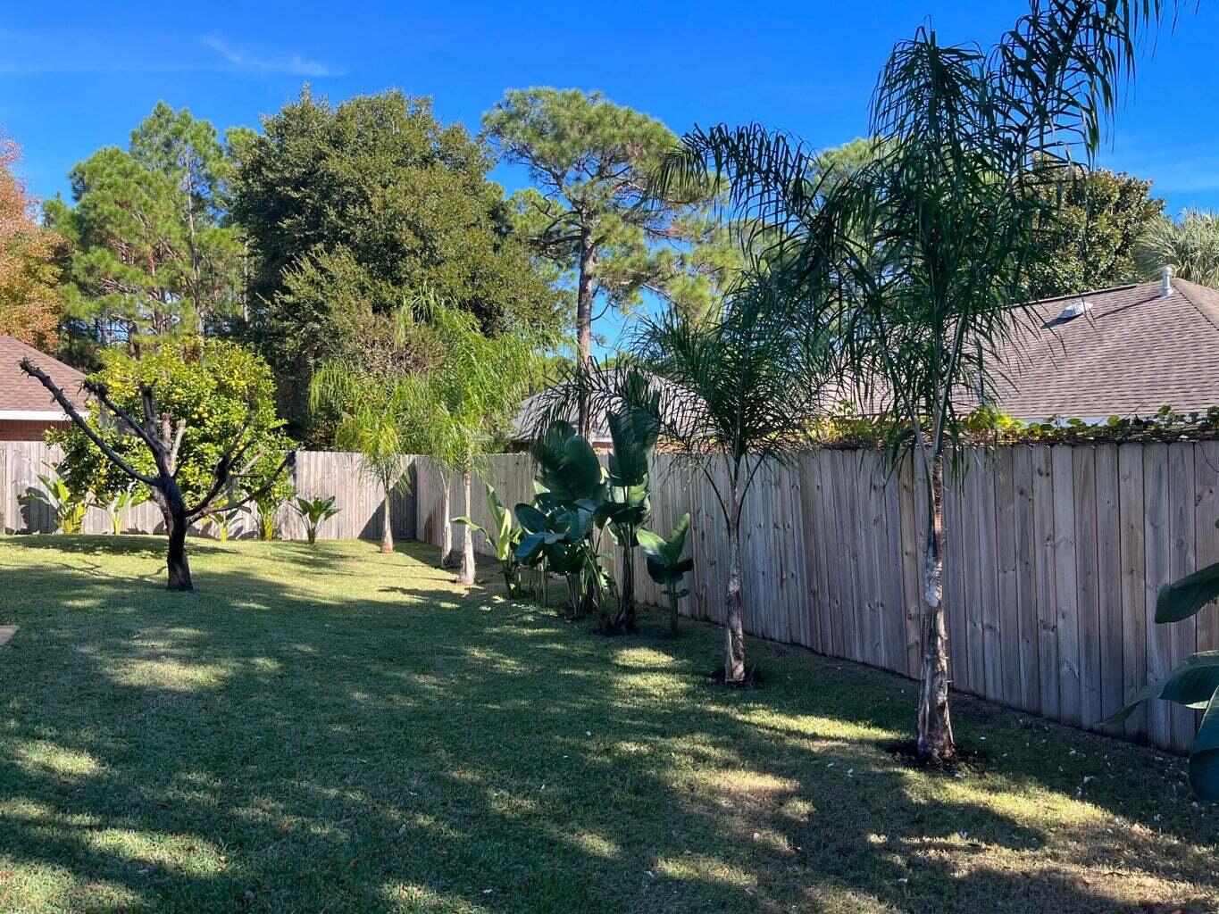 HIDDEN PINES S/D - Residential Lease