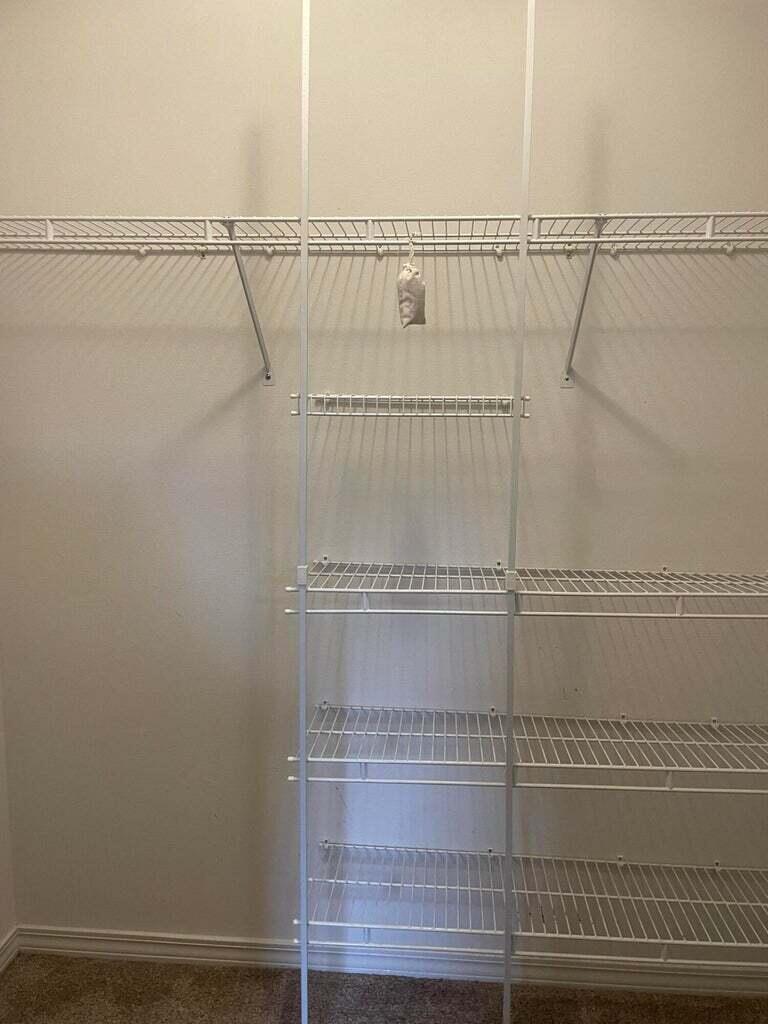 HIDDEN PINES S/D - Residential Lease