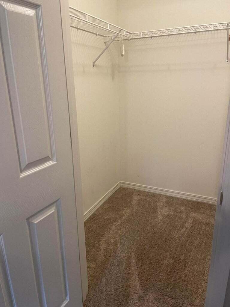 HIDDEN PINES S/D - Residential Lease