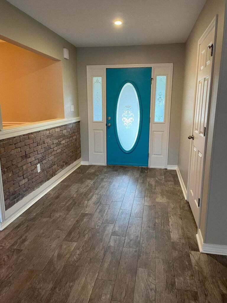 HIDDEN PINES S/D - Residential Lease