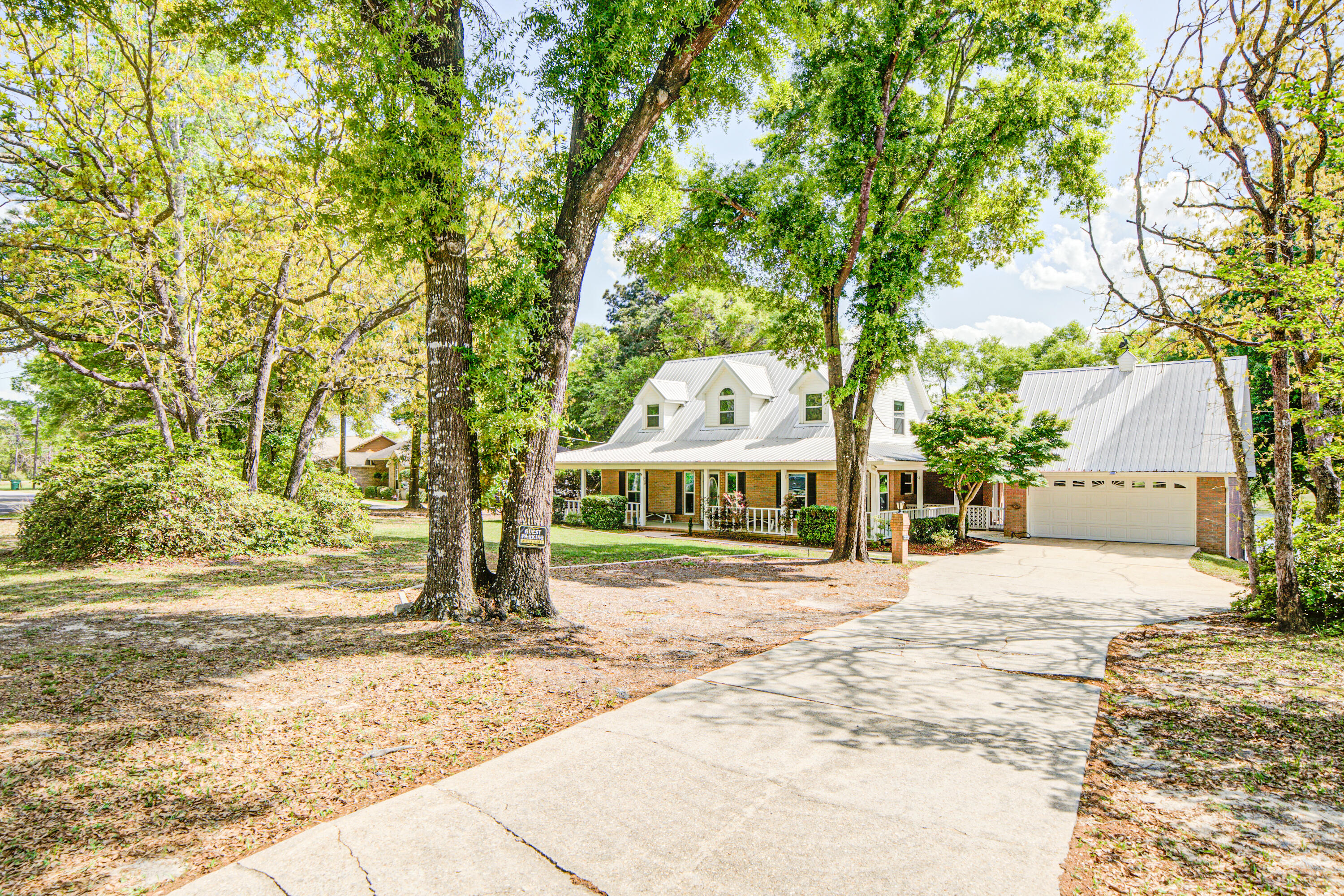 3060 Craig Terrace