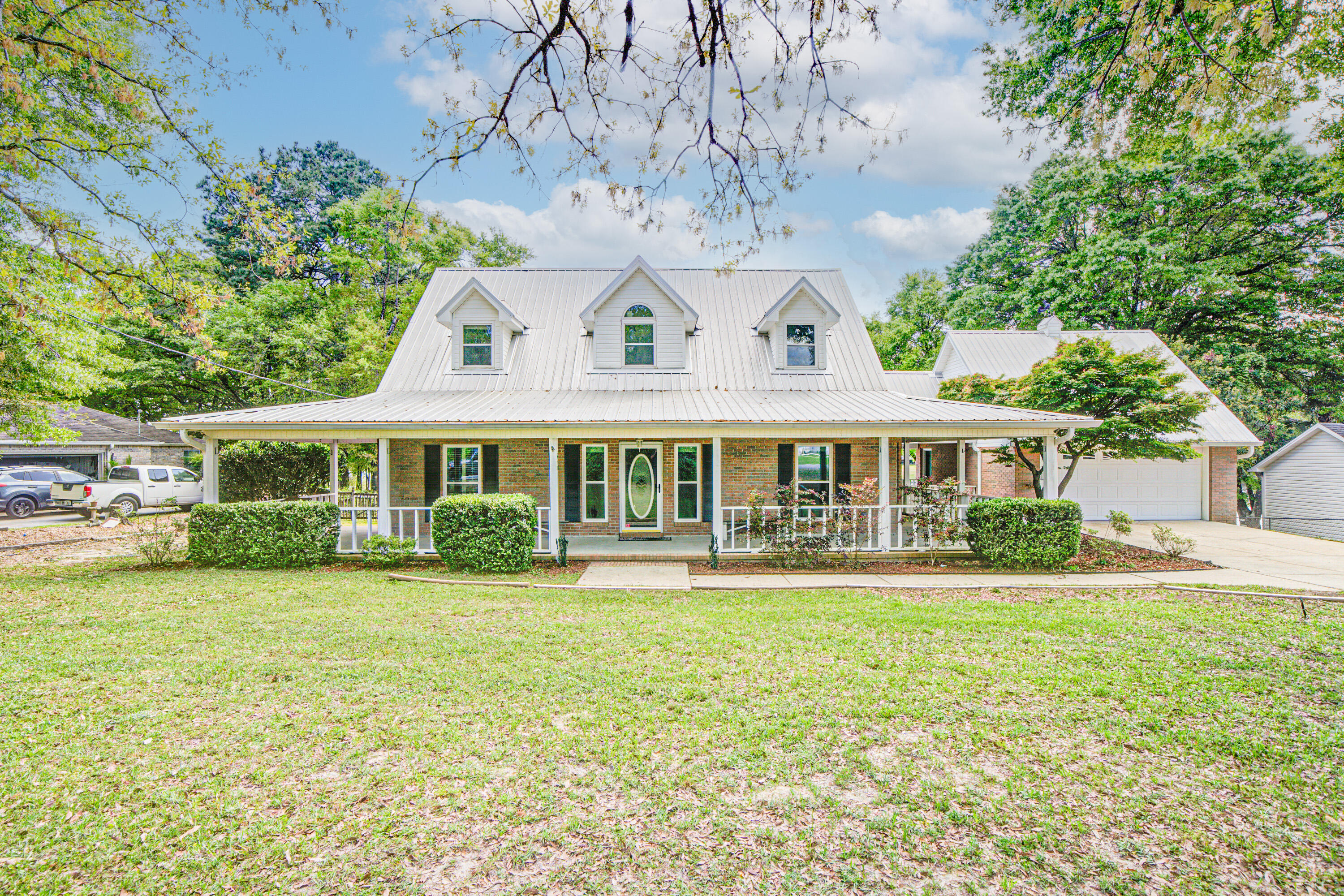 3060 Craig Terrace