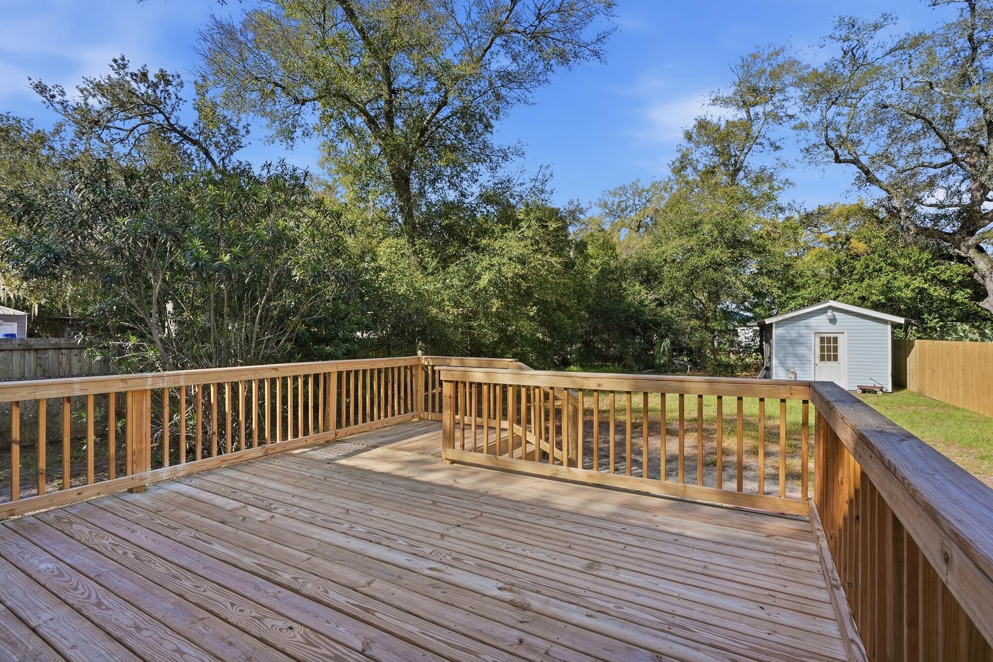 BAYVIEW HEIGHTS - Residential