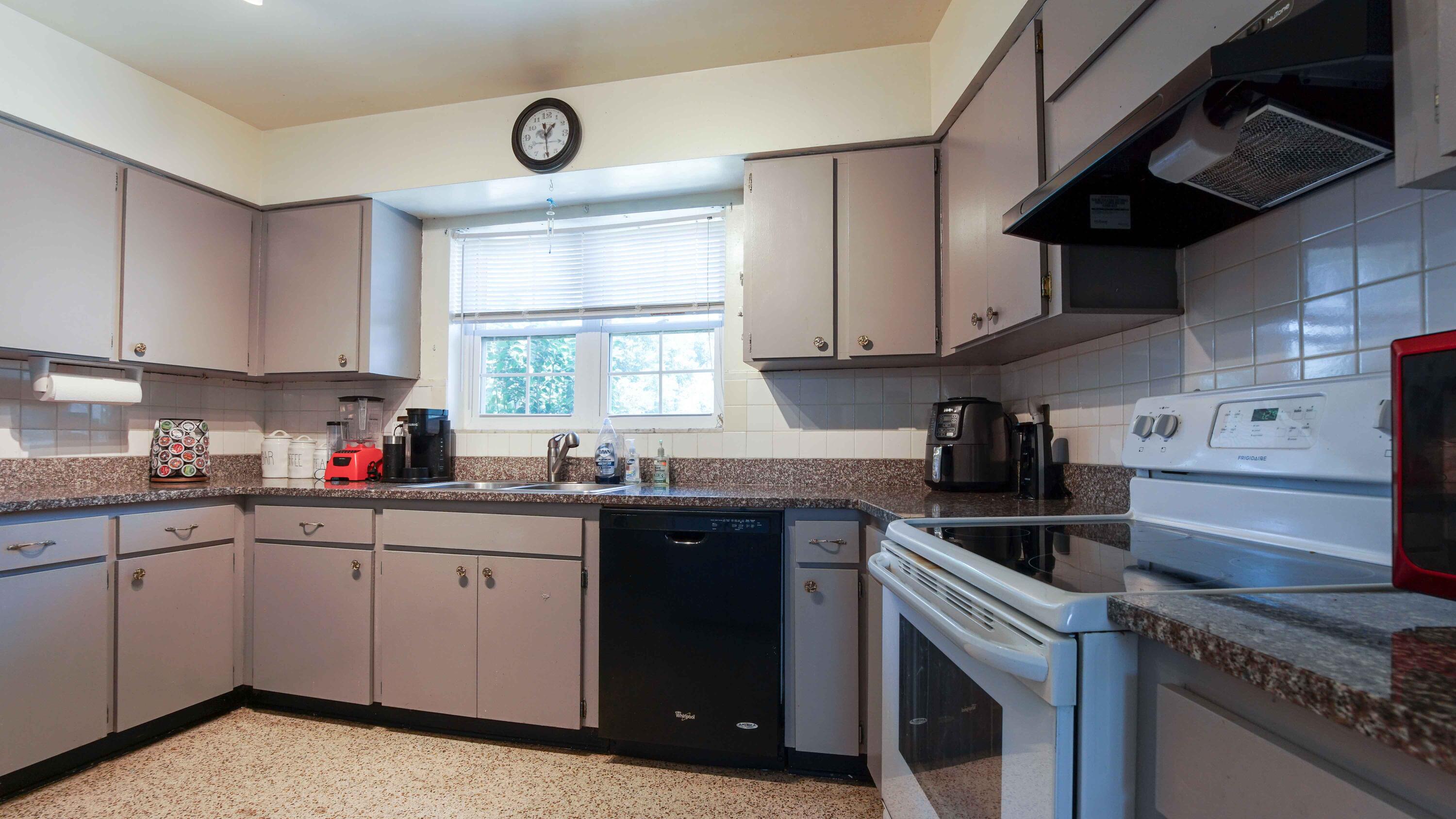 SUNNY HILLS SD - Residential