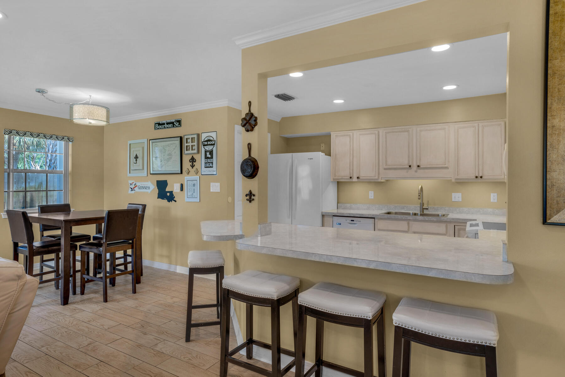 DESTIN SANDS CONDO - Residential