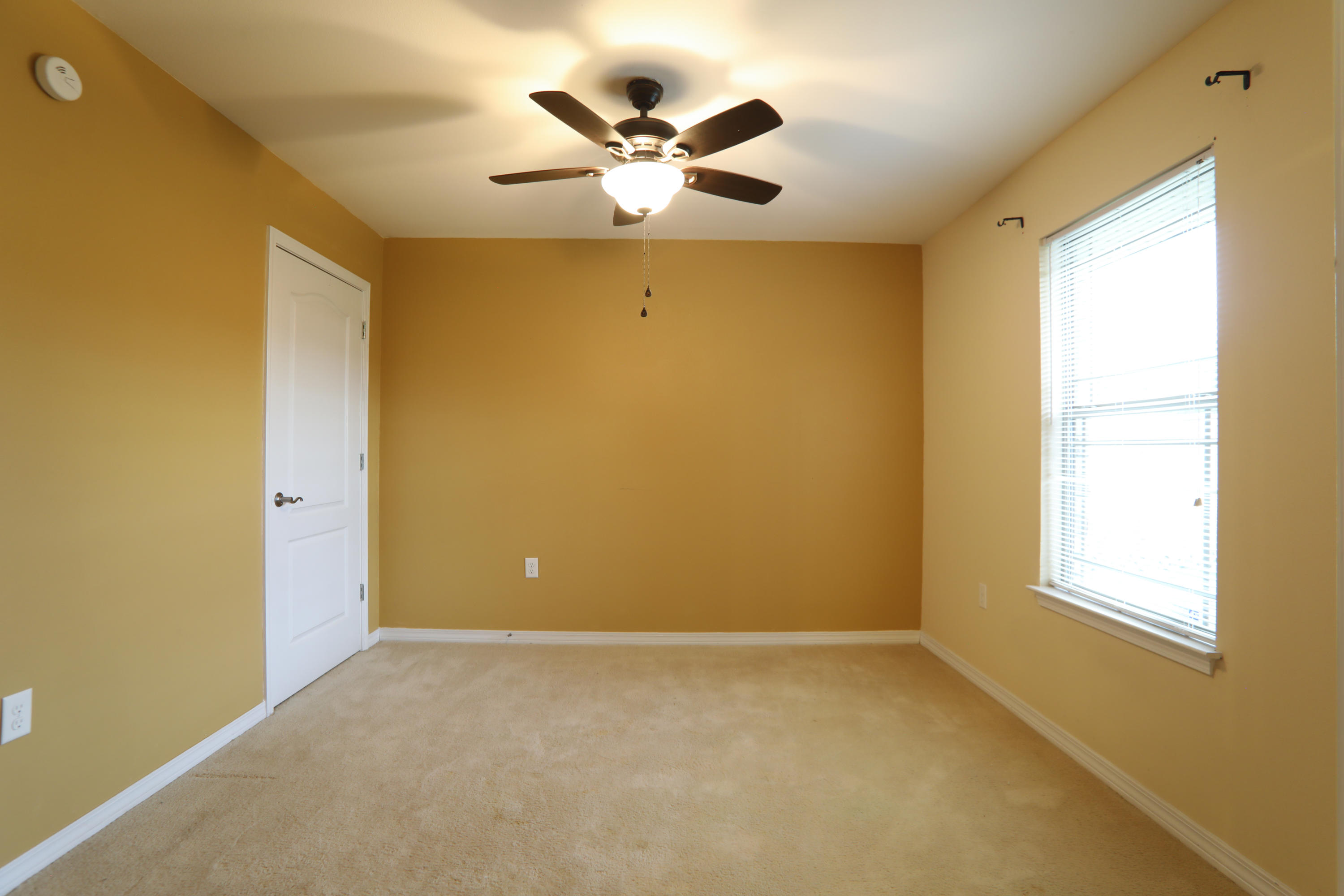 COVINGTON WOODS - Residential