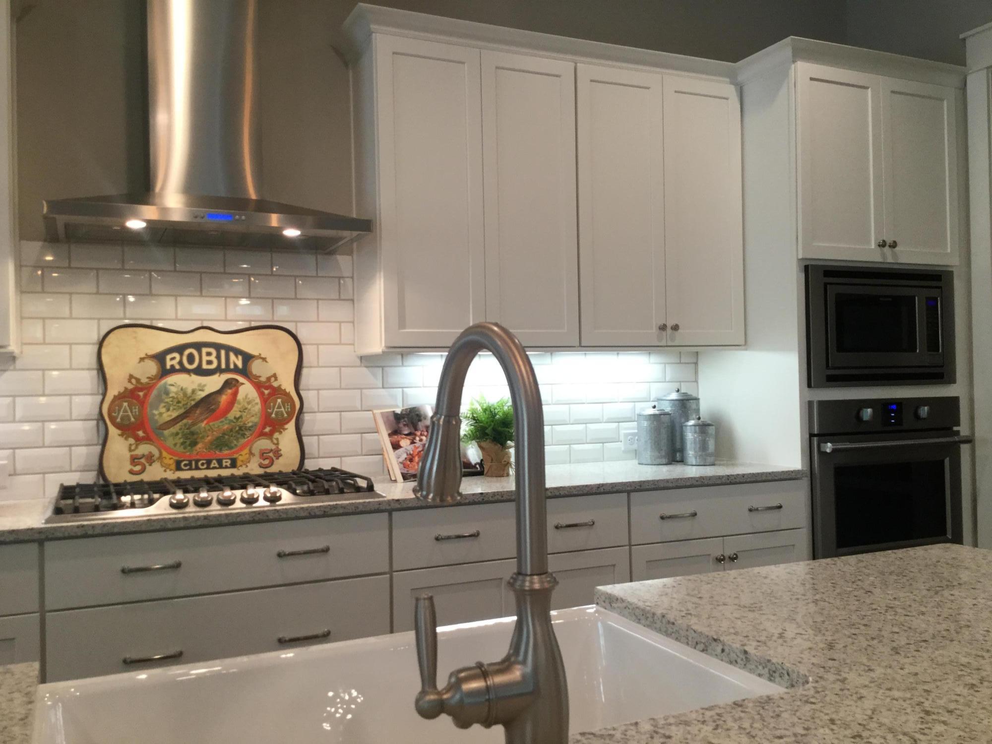 WATER'S EDGE - Residential