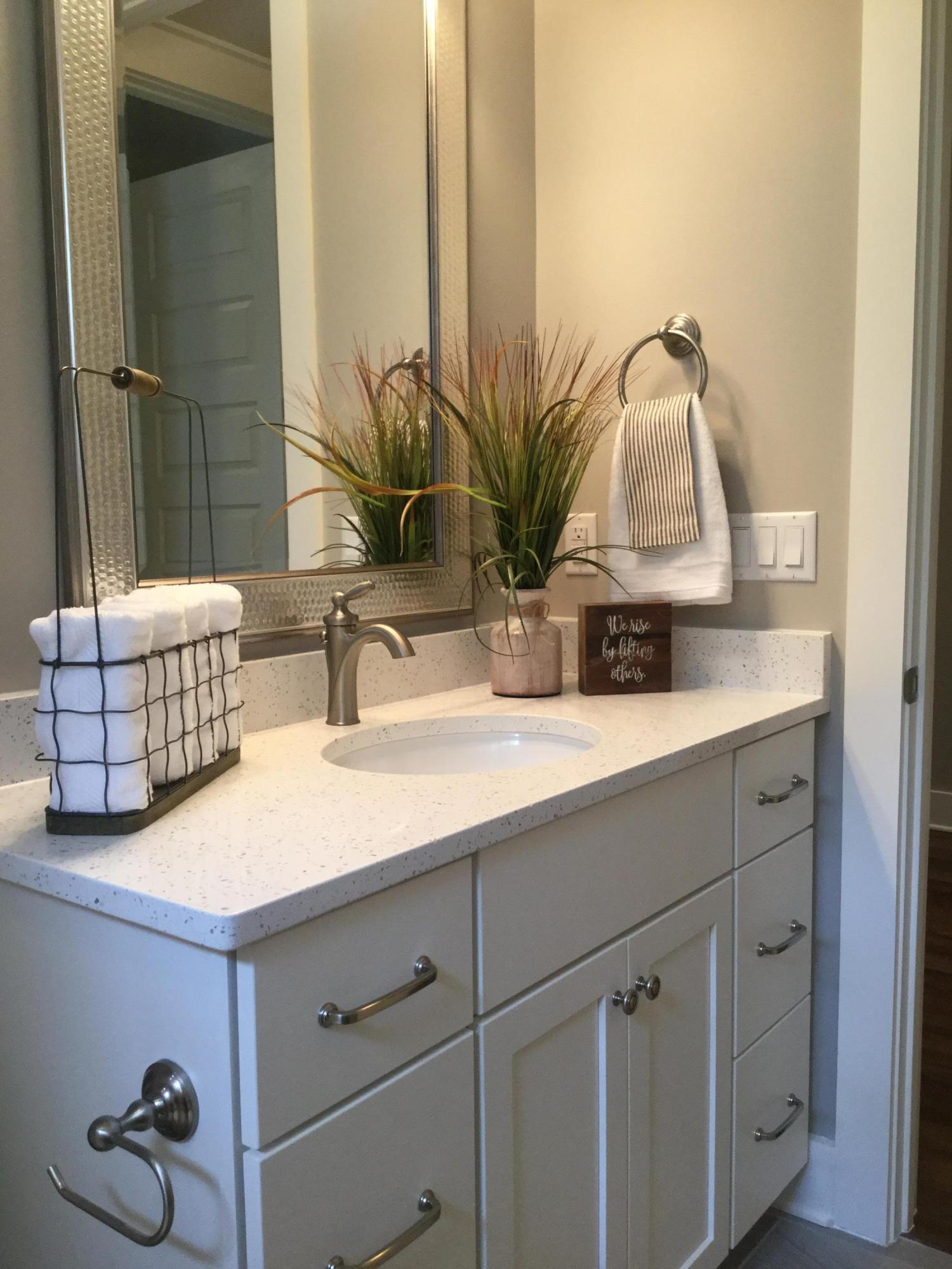 WATER'S EDGE - Residential