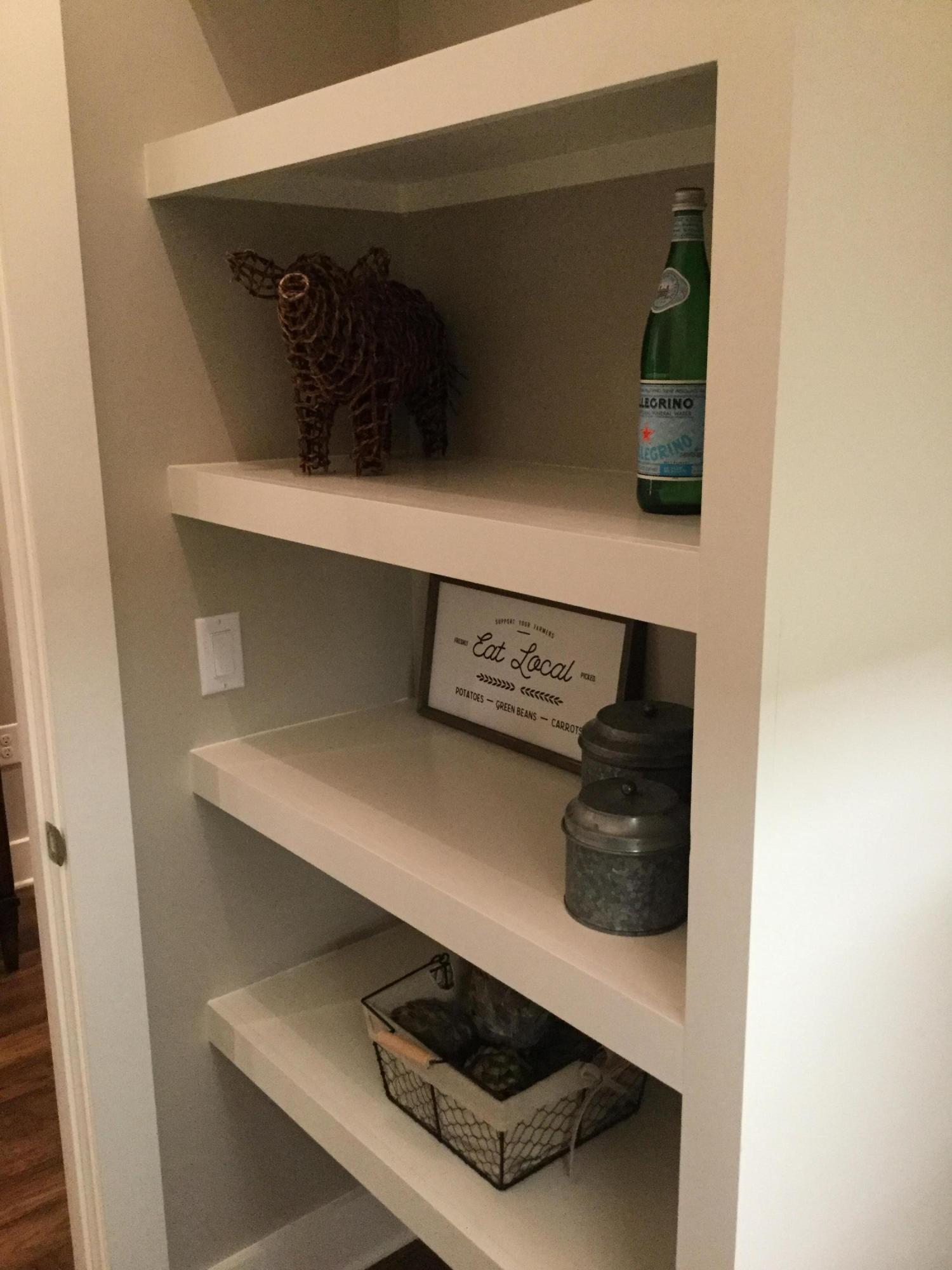 WATER'S EDGE - Residential