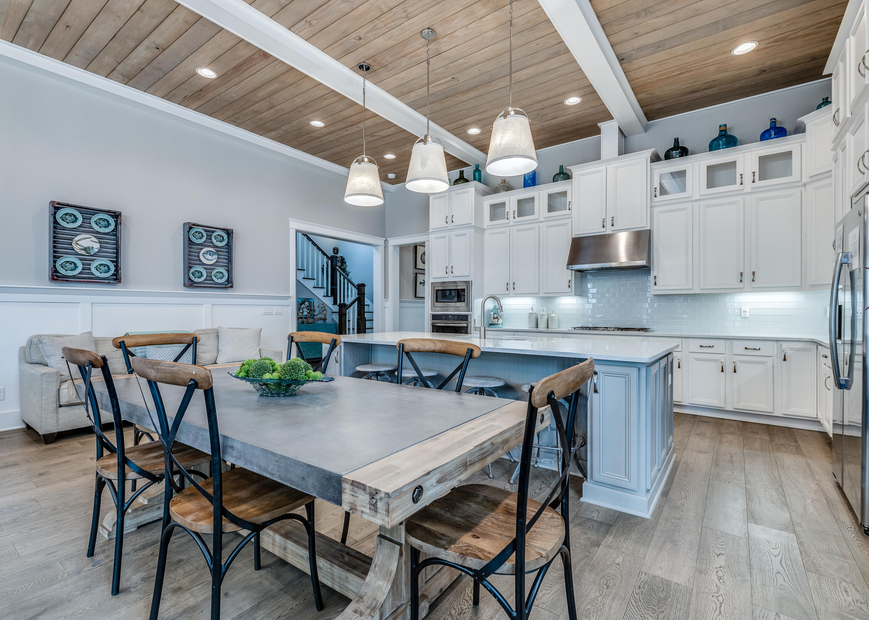 HIGHLAND PARKS - Residential