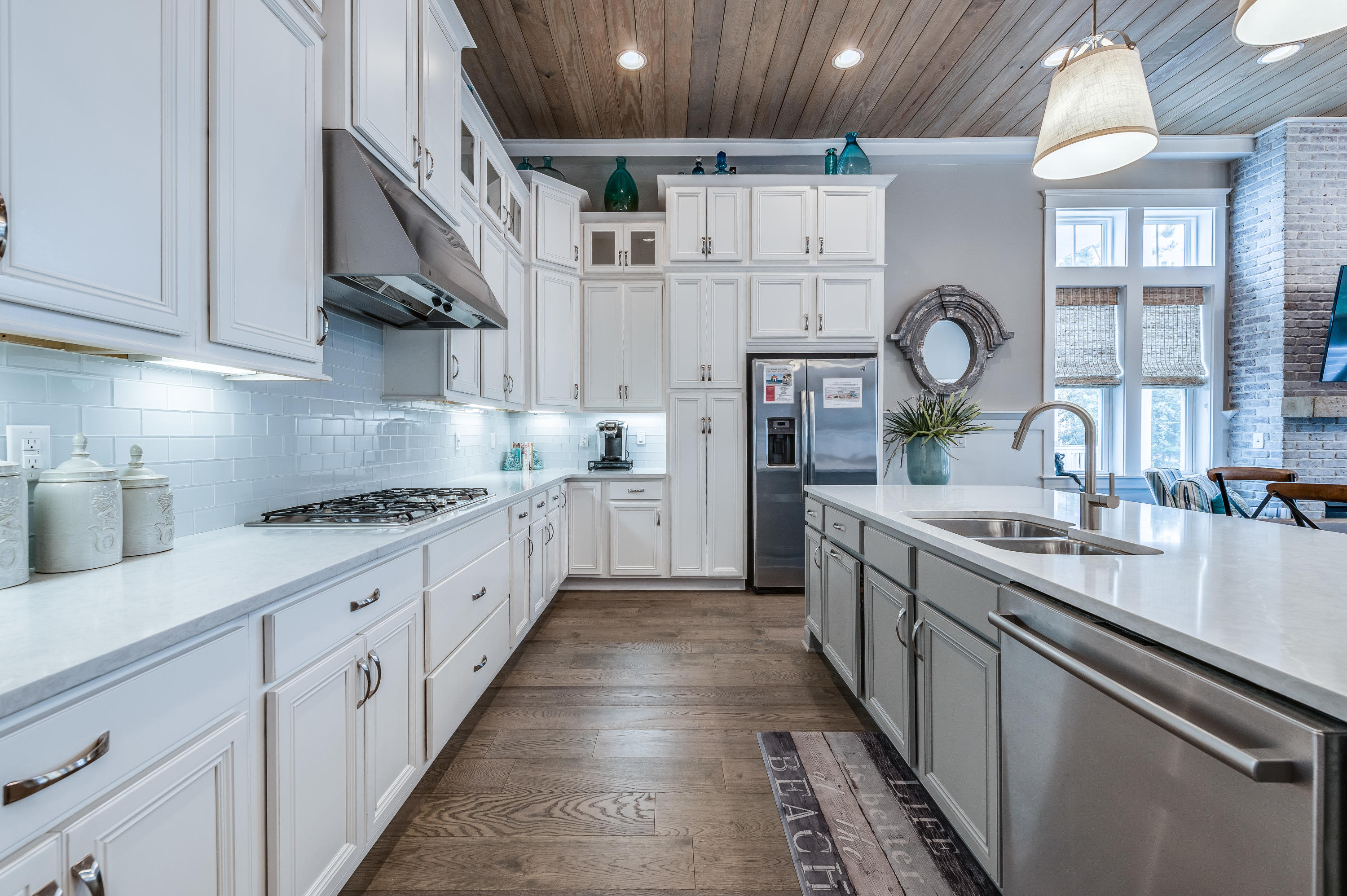 HIGHLAND PARKS - Residential