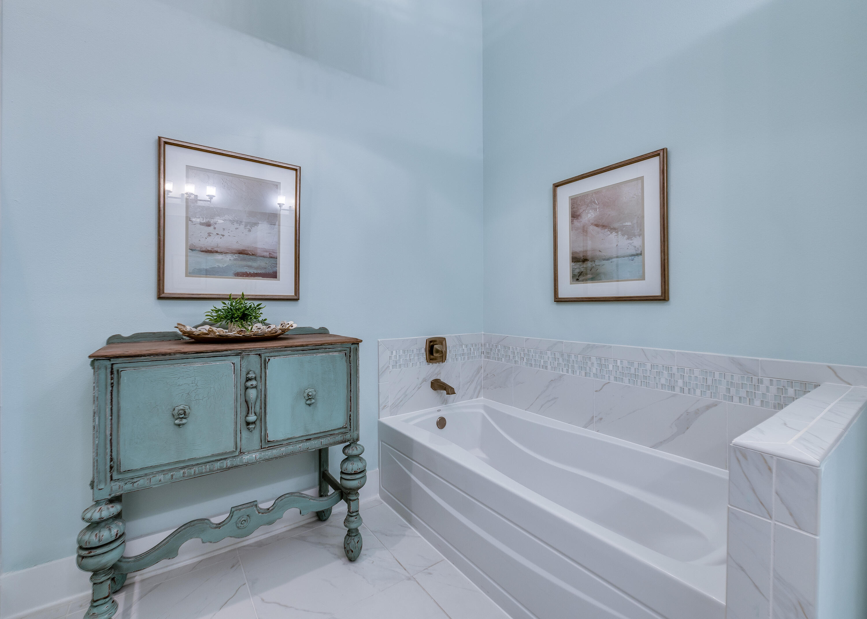 HIGHLAND PARKS - Residential