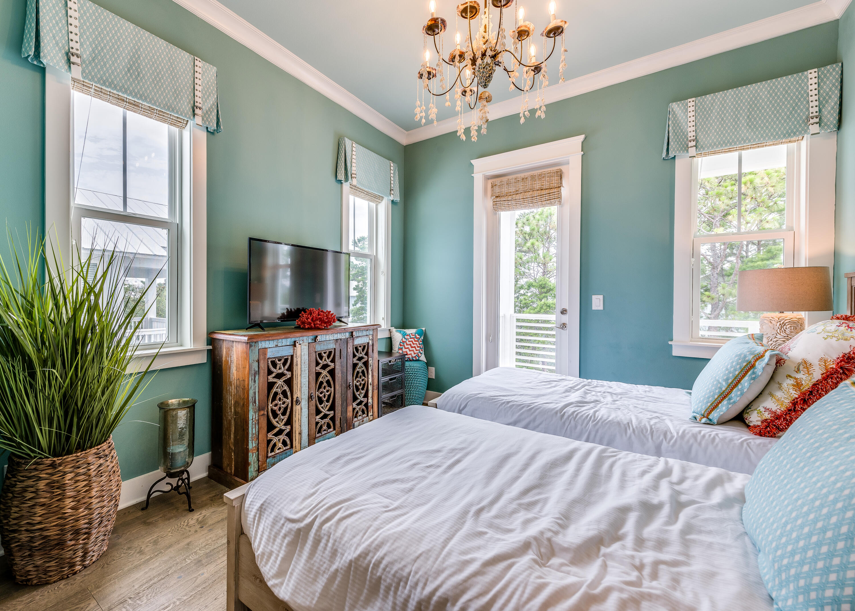 HIGHLAND PARKS - Residential