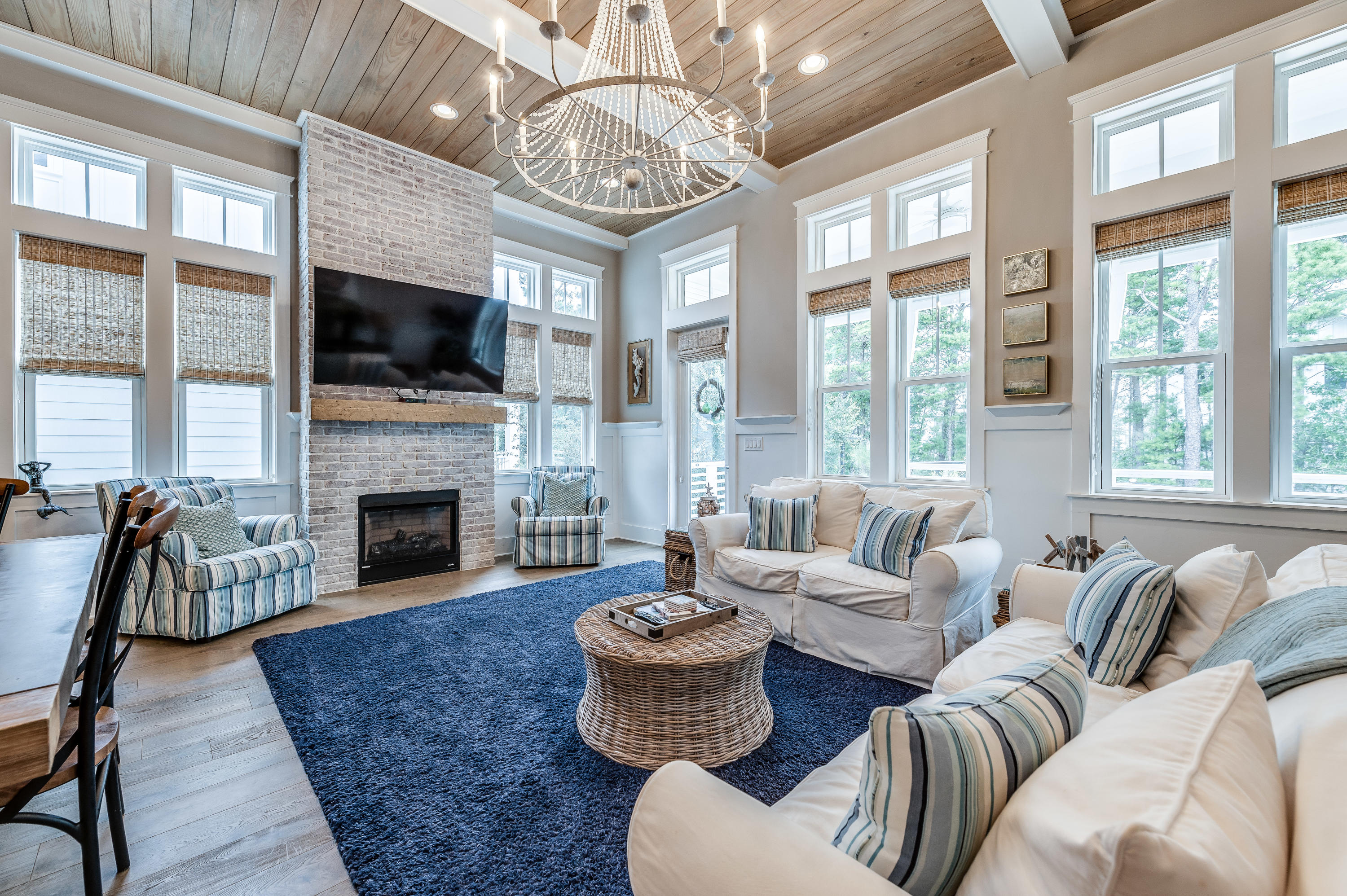 HIGHLAND PARKS - Residential