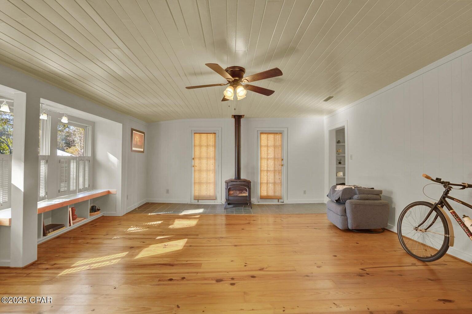 NO RECORDED PROJECT - Residential