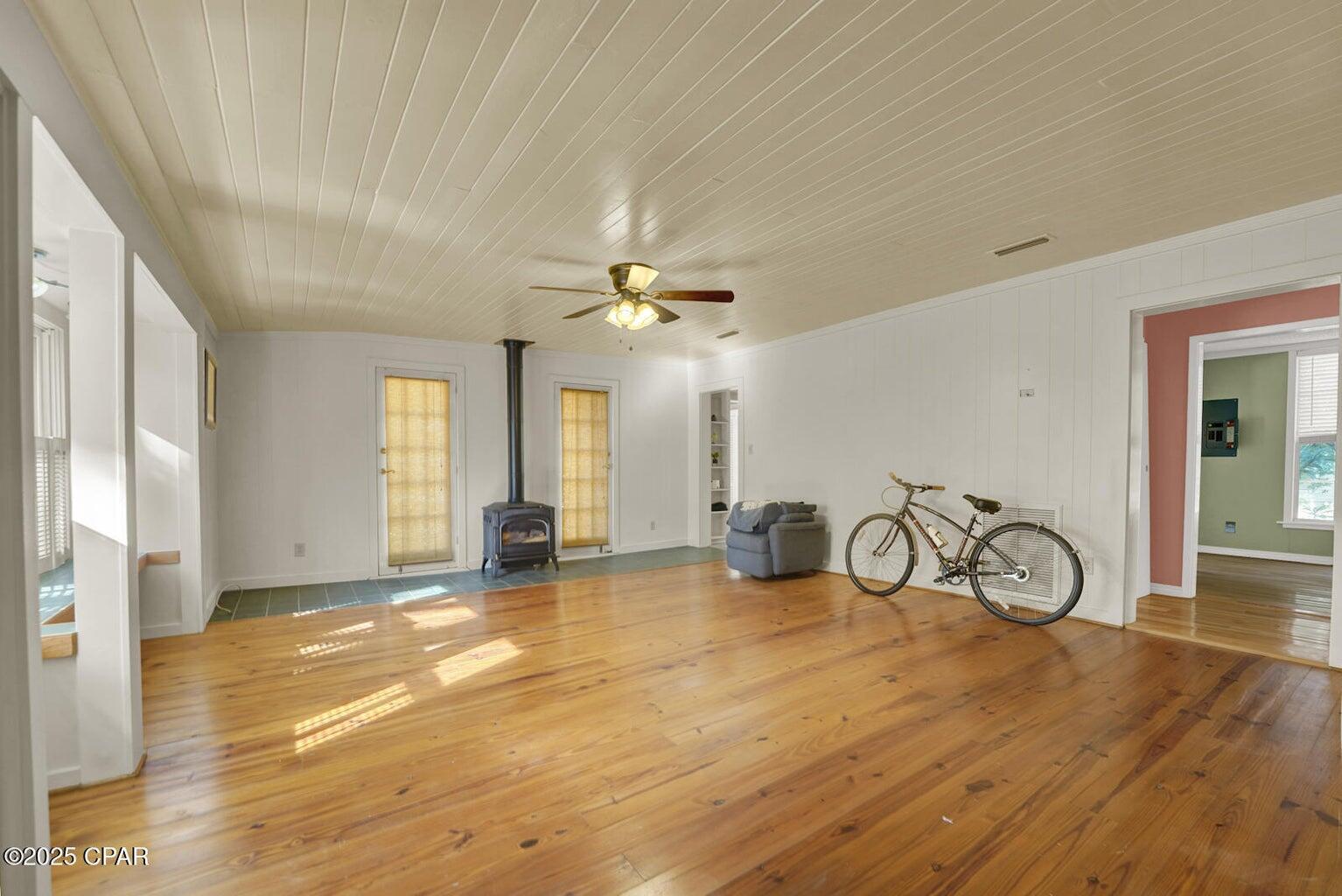 NO RECORDED PROJECT - Residential