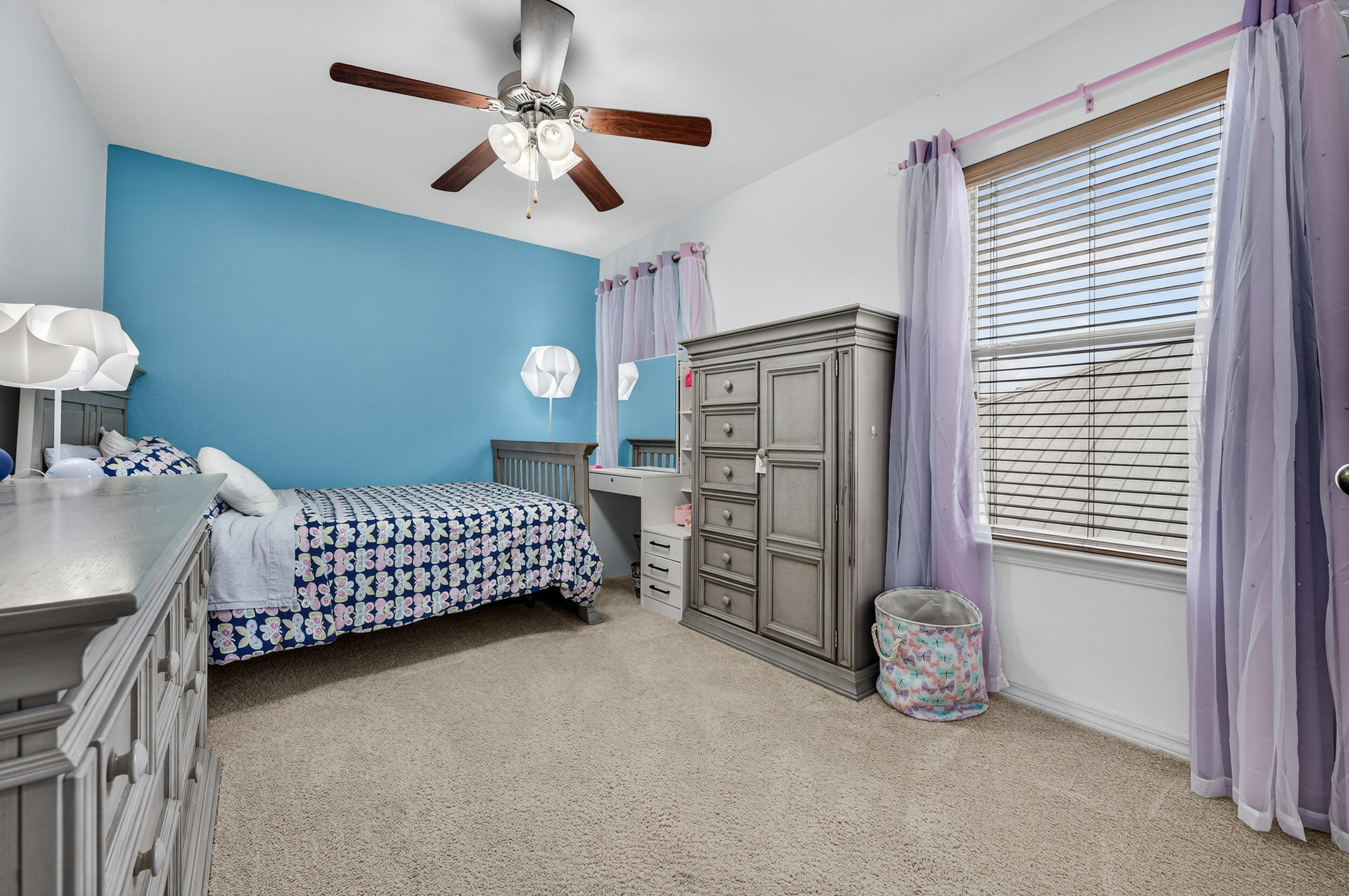 EAGLE BAY - Residential