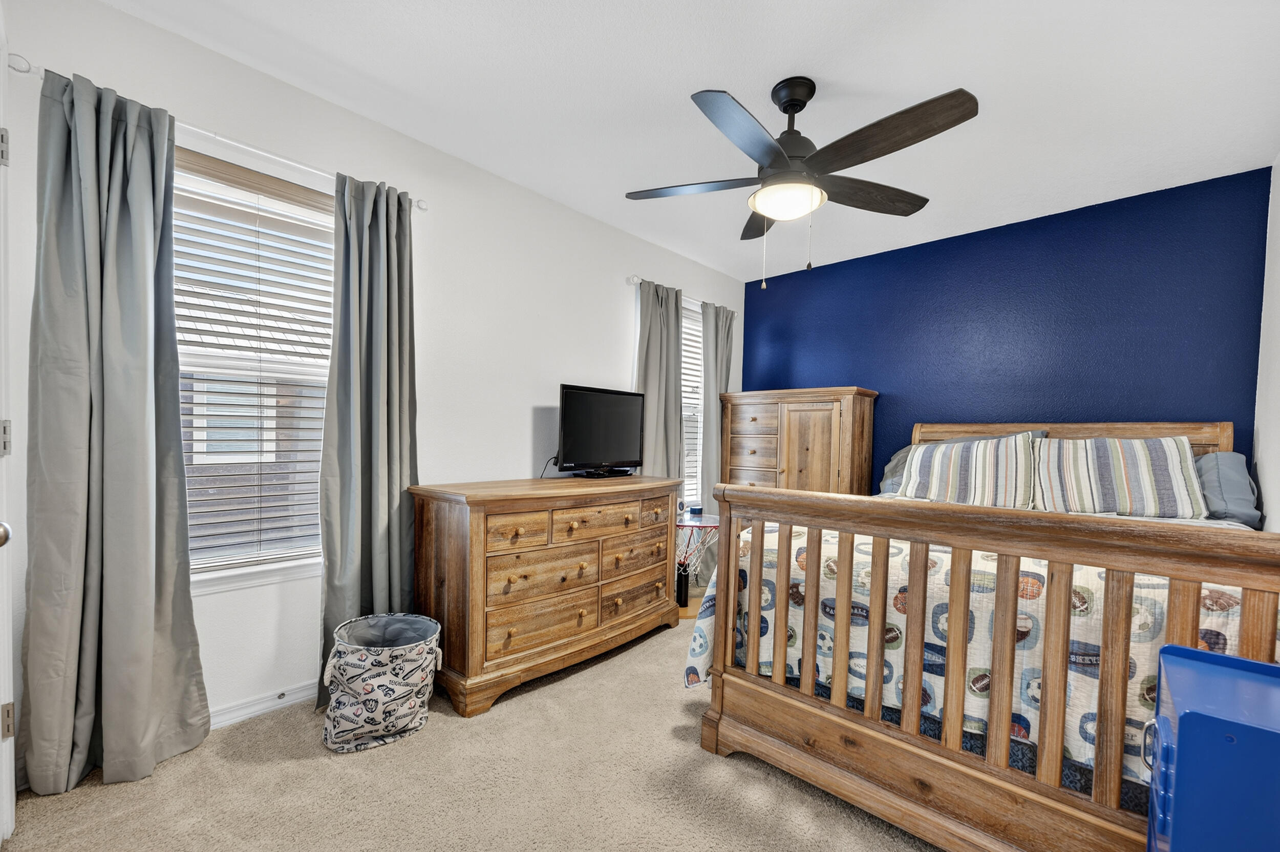 EAGLE BAY - Residential