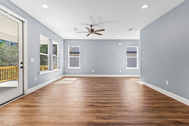 WALSH GLEN ESTATES - Residential