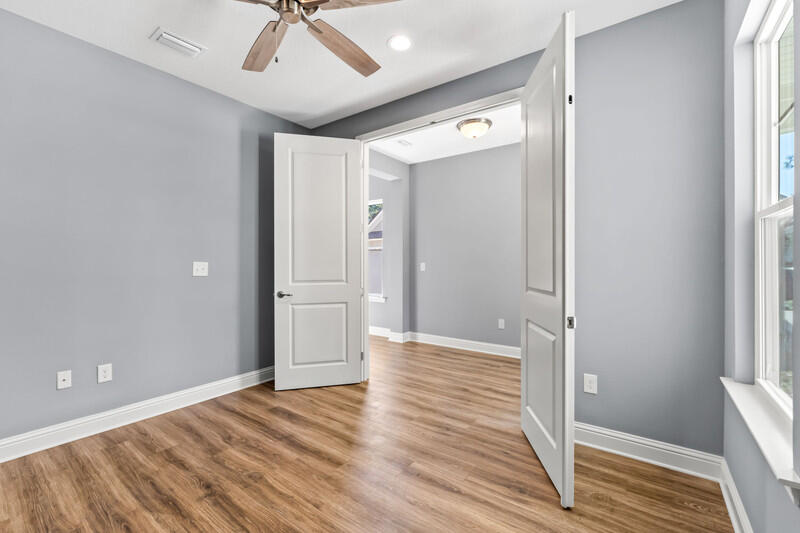 WALSH GLEN ESTATES - Residential