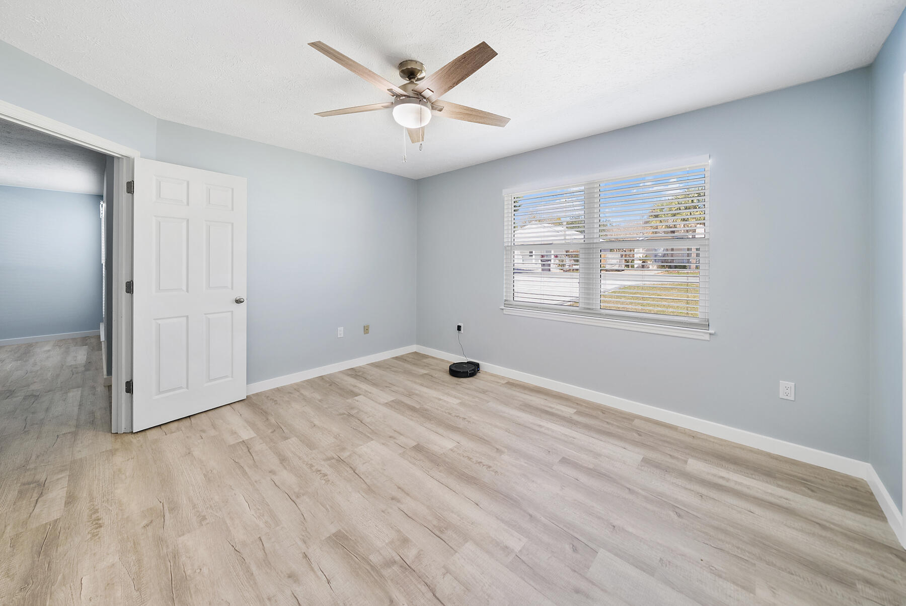 RIVIERA BEACH - Residential