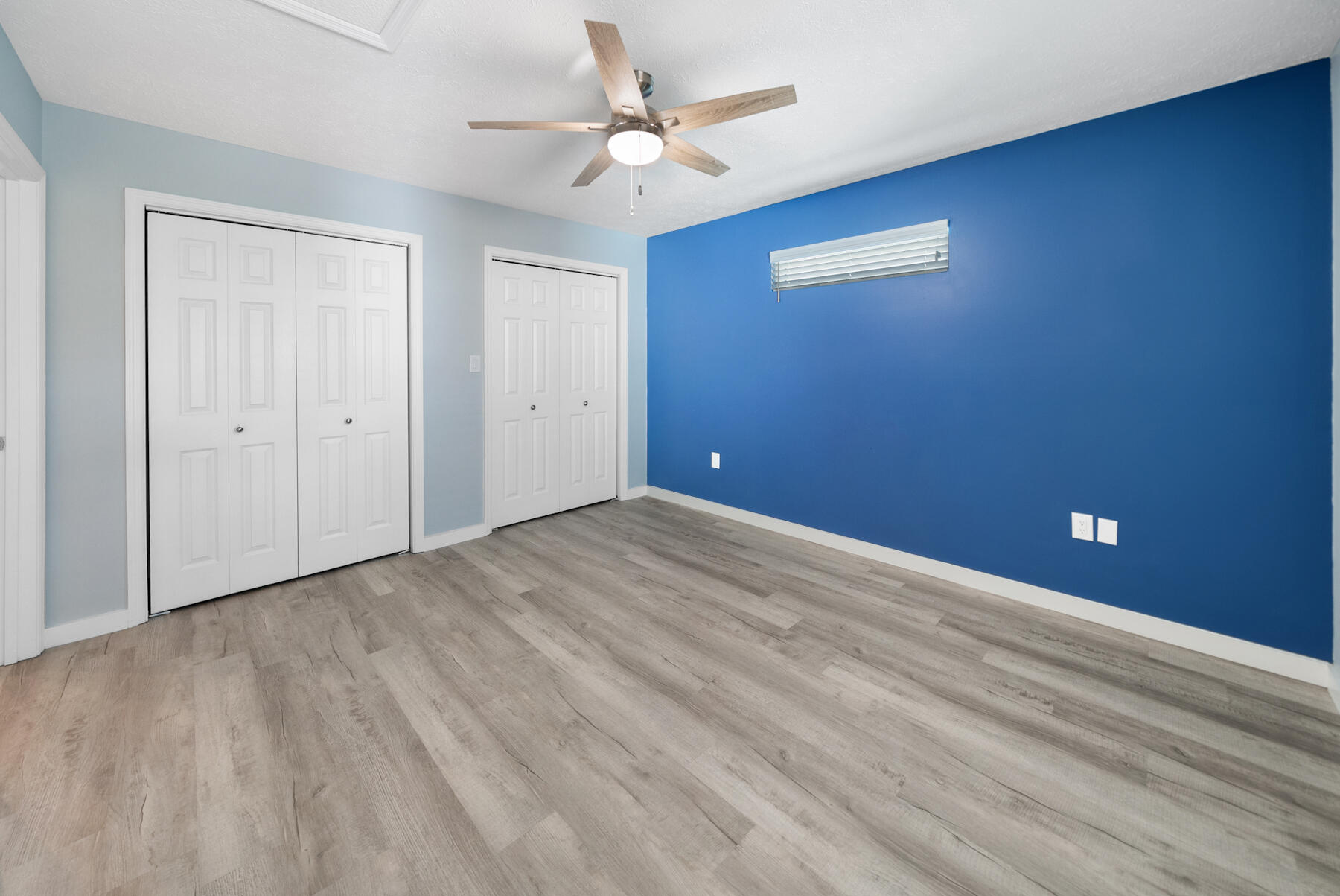 RIVIERA BEACH - Residential