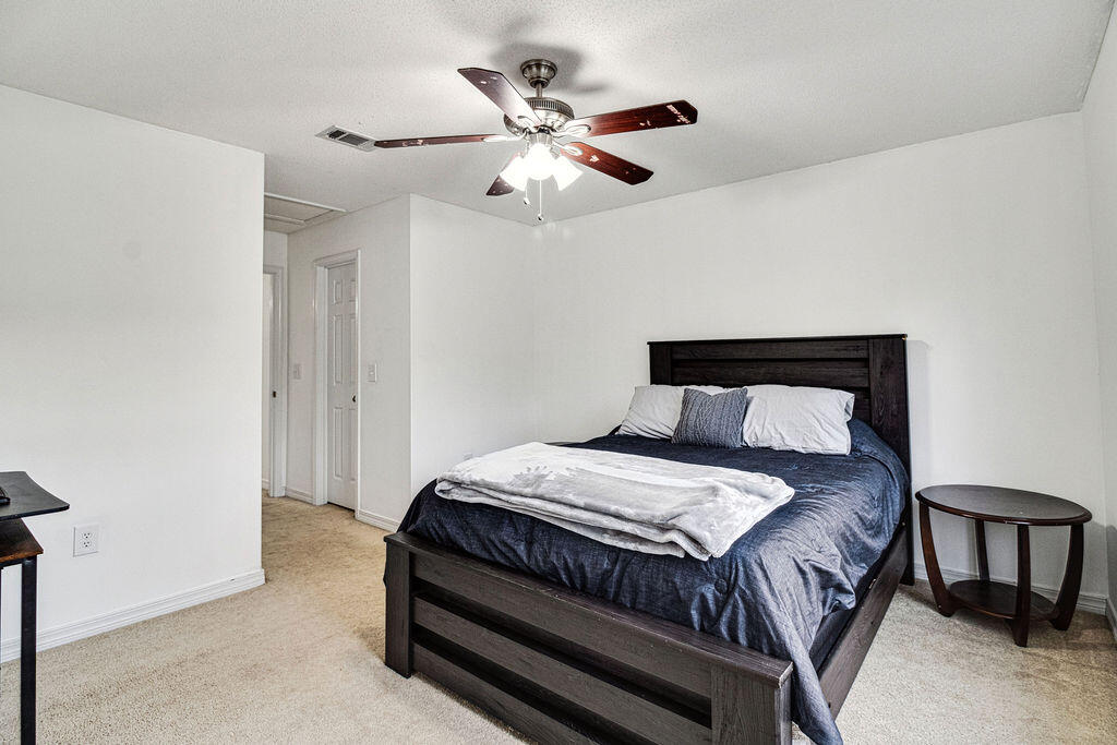 STILLWELL ESTATES - Residential Lease