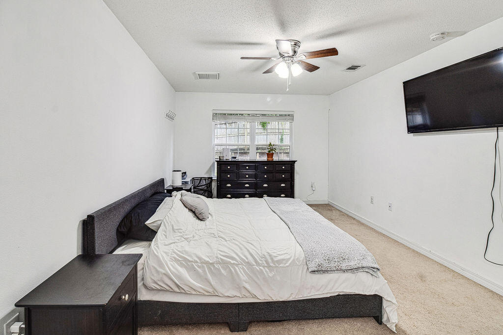 STILLWELL ESTATES - Residential Lease