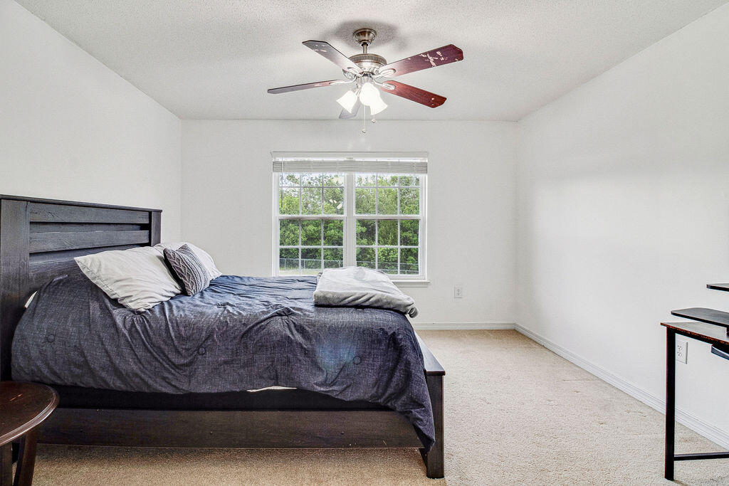 STILLWELL ESTATES - Residential Lease