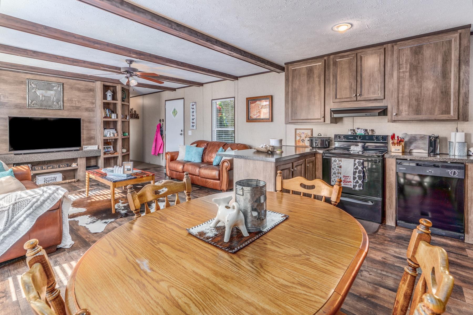 NO RECORDED PROJECT - Residential